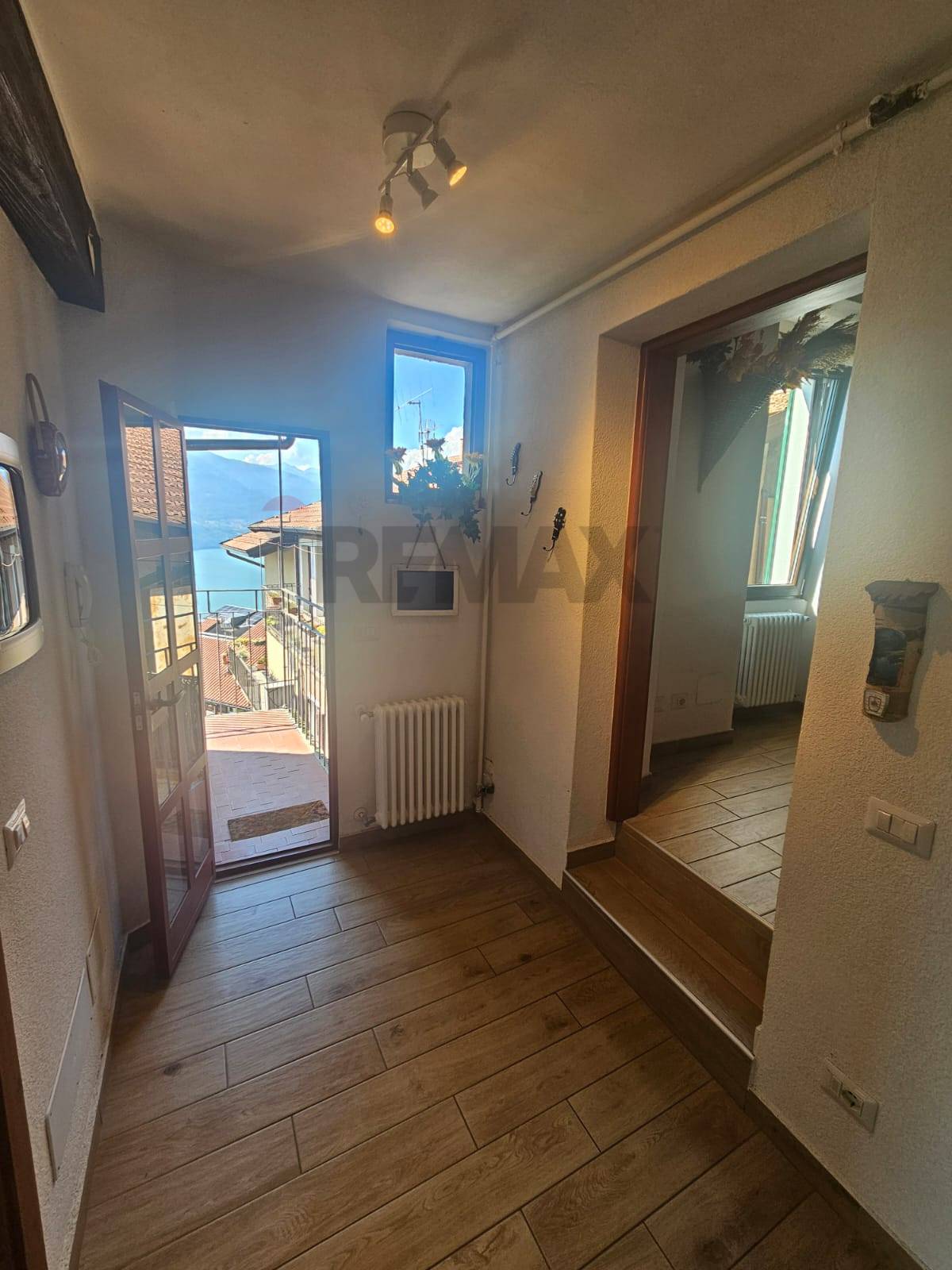 Appartamento in vendita a Bellano, Lezzeno