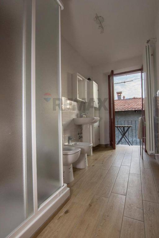 Appartamento in vendita a Bellano, Lezzeno