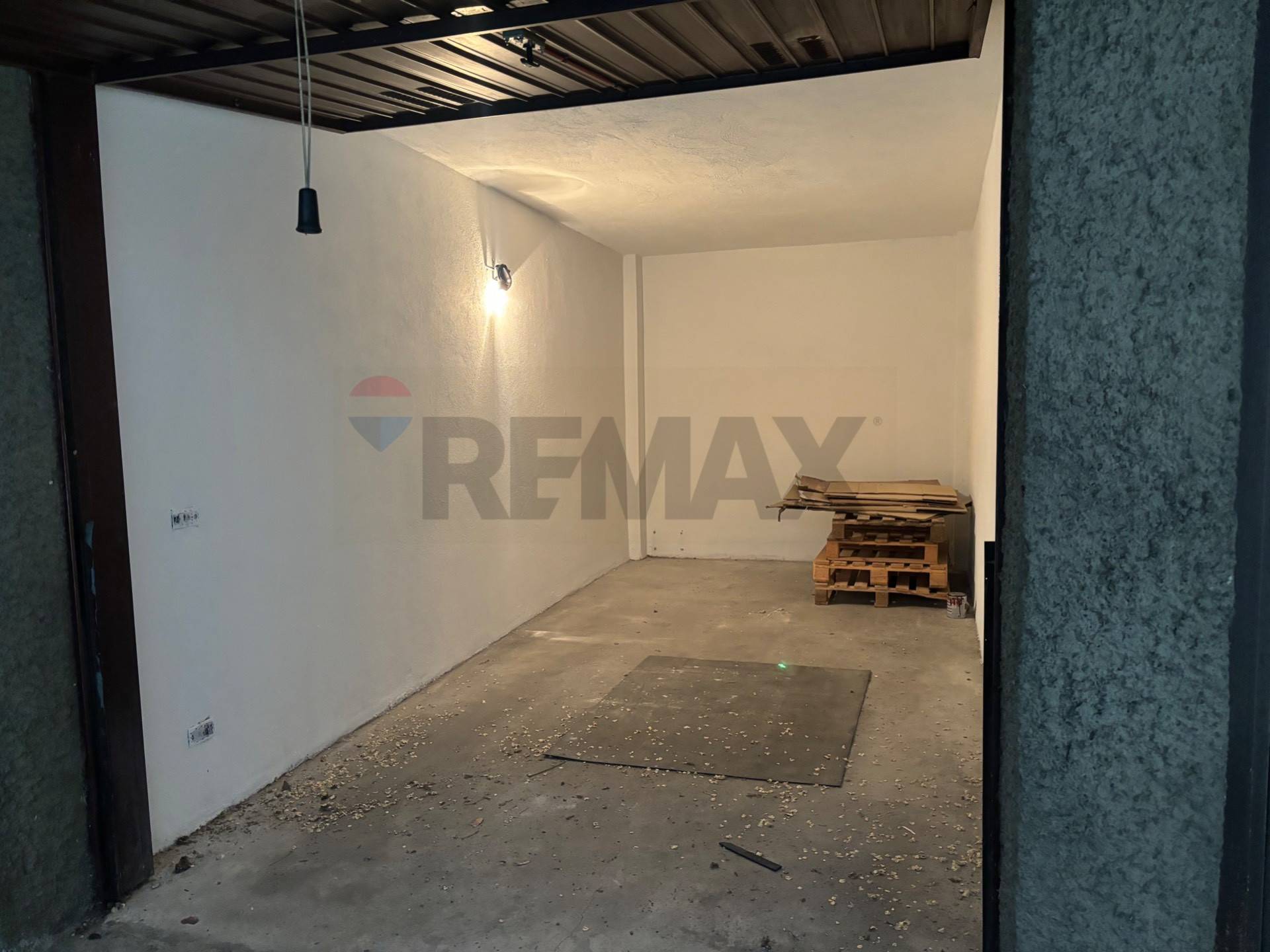 Garage/Box in vendita a Rho, Mazzo