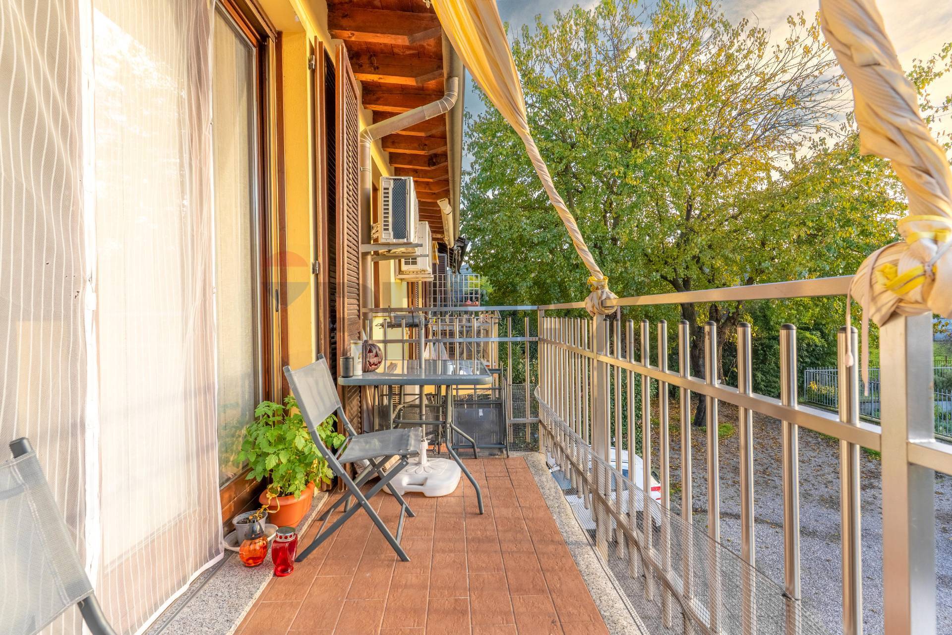 Appartamento in vendita a Lainate, Barbaiana