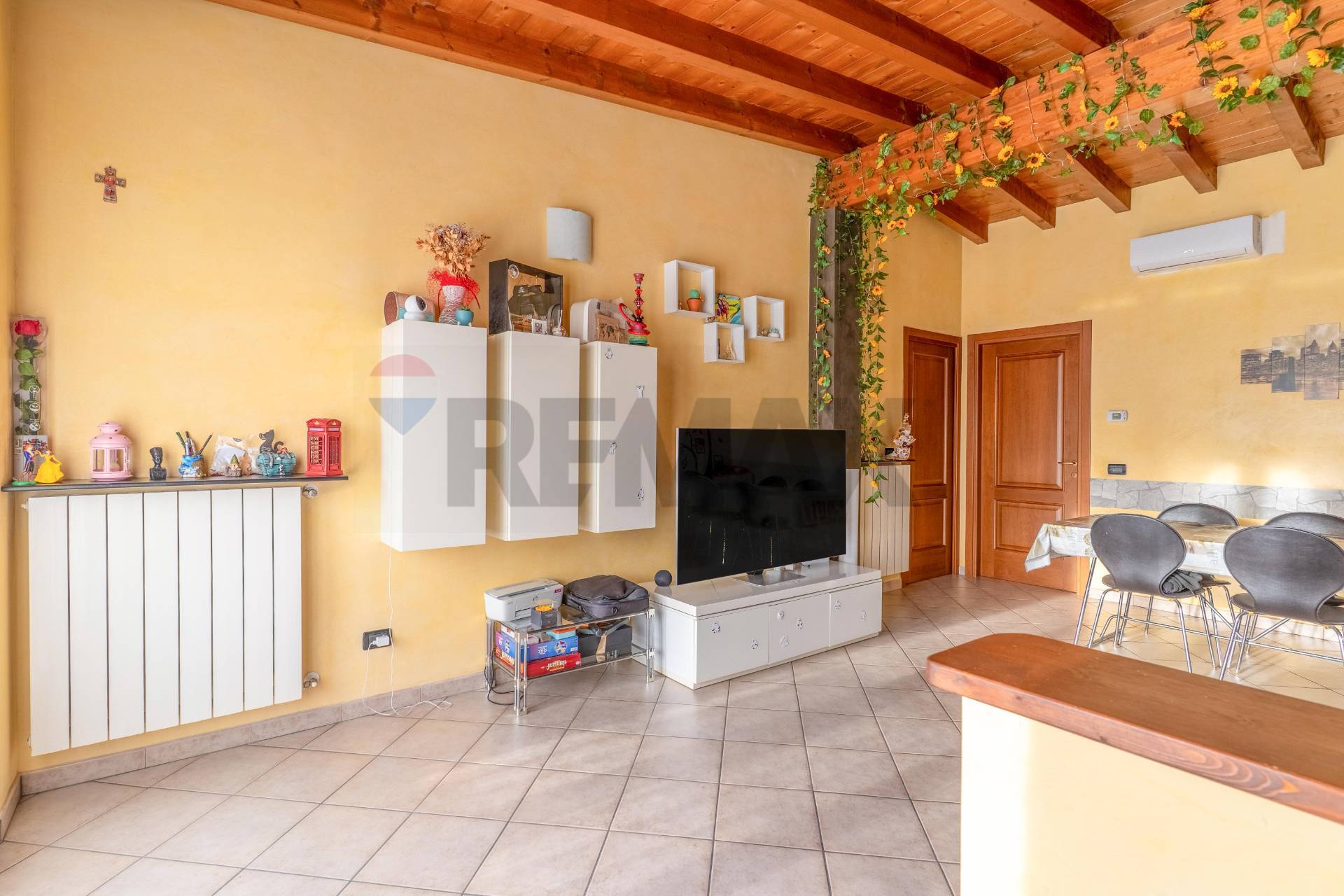 Appartamento in vendita a Lainate, Barbaiana