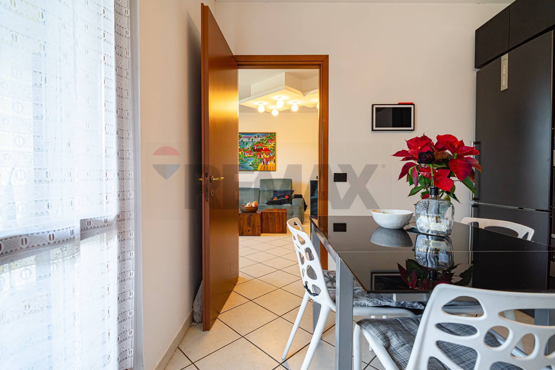 Appartamento in vendita a Carugo