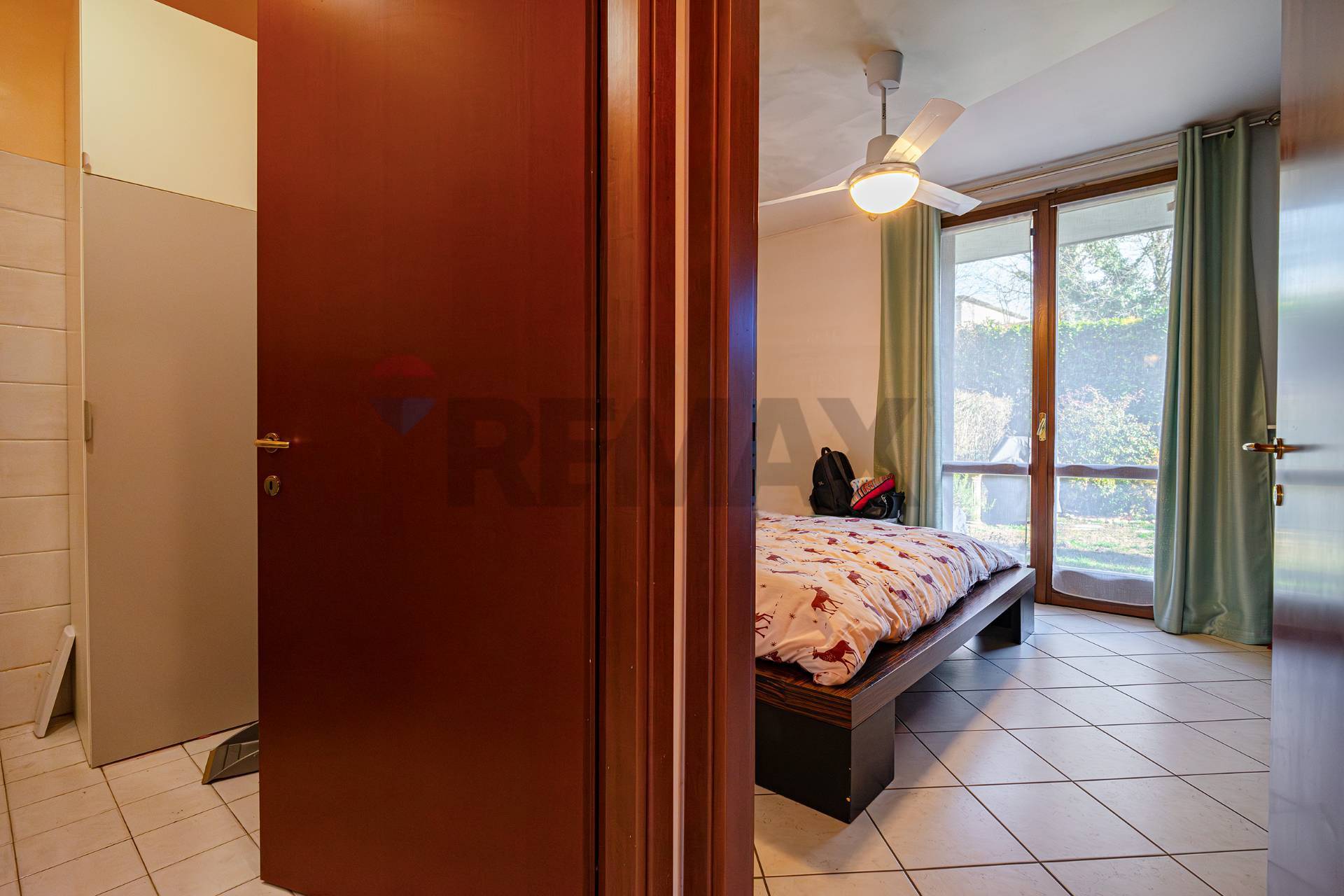 Appartamento in vendita a Carugo