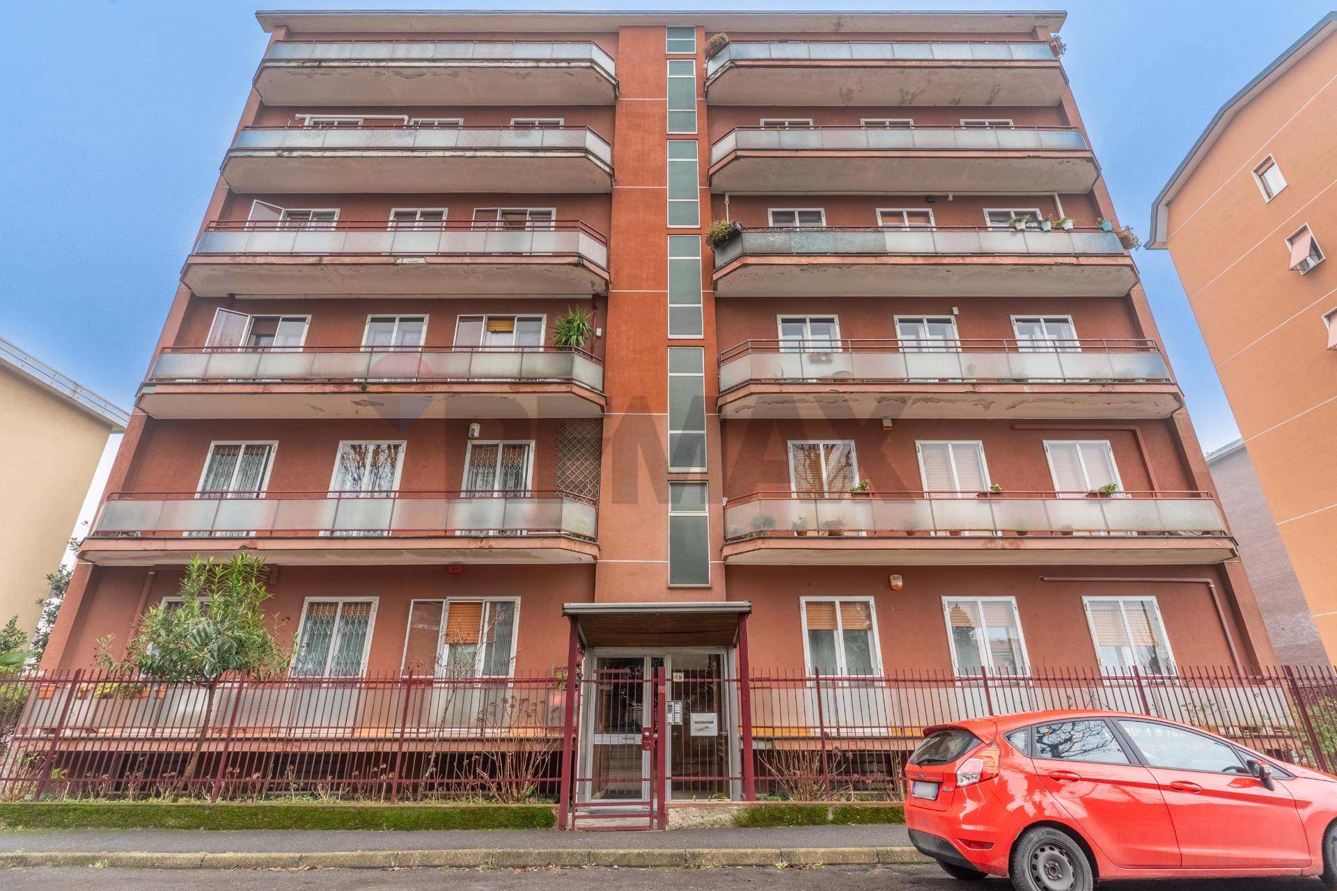 Appartamento in vendita a Rho, Zona San Martino