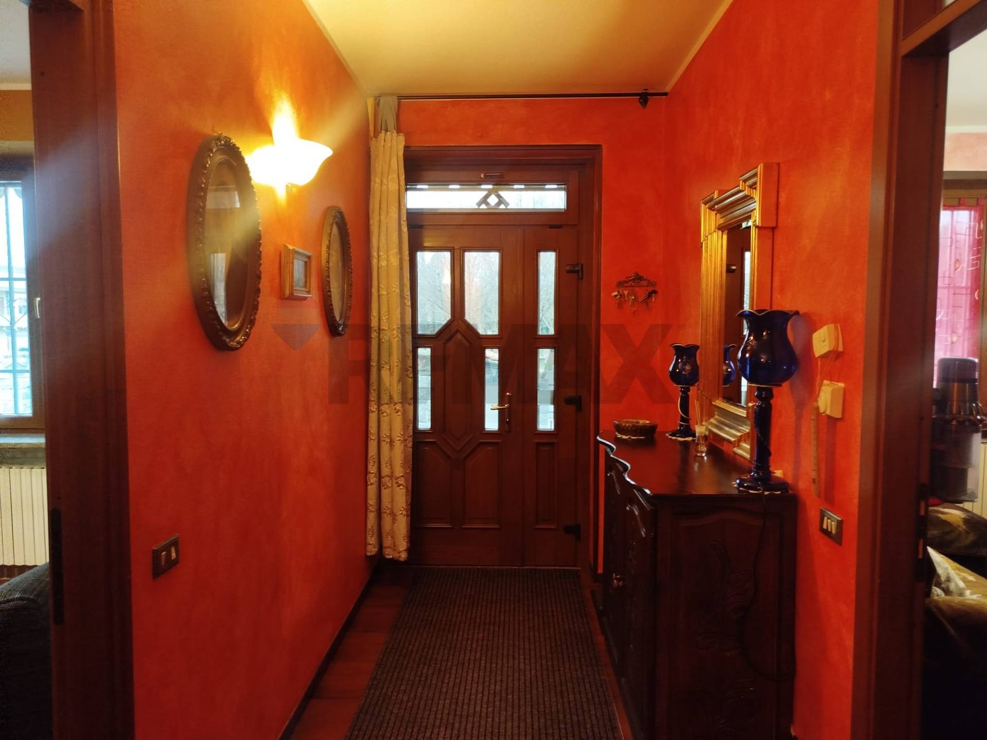 Casa Indipendente in vendita a Lainate