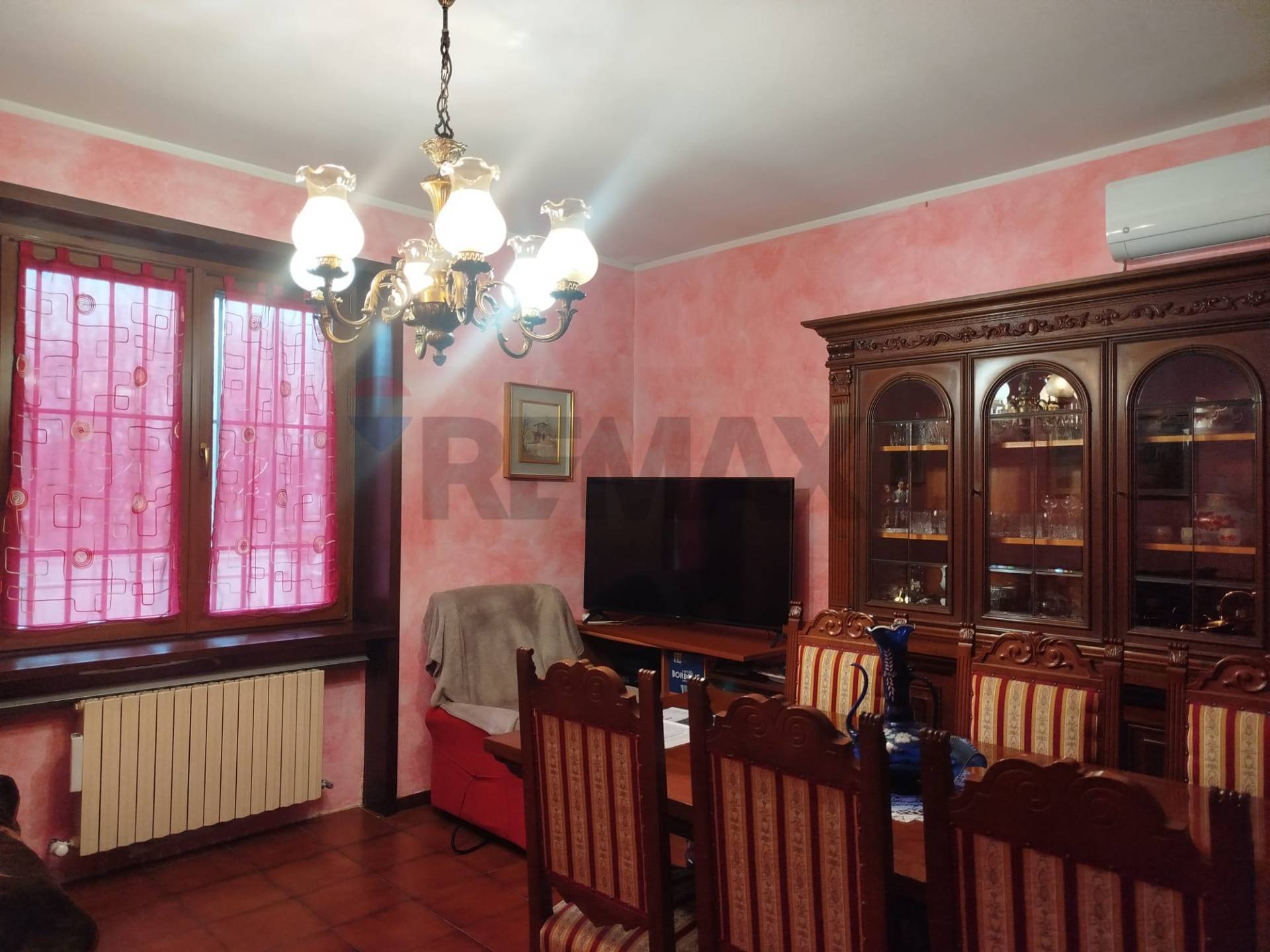 Casa Indipendente in vendita a Lainate