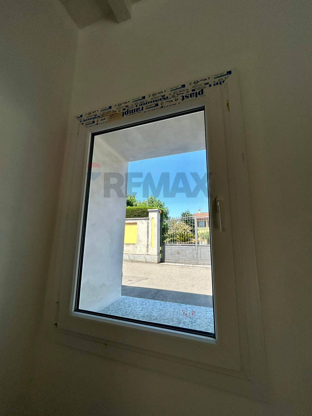 Appartamento in vendita a Vanzaghello