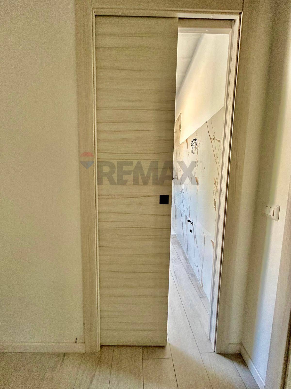 Appartamento in vendita a Vanzaghello