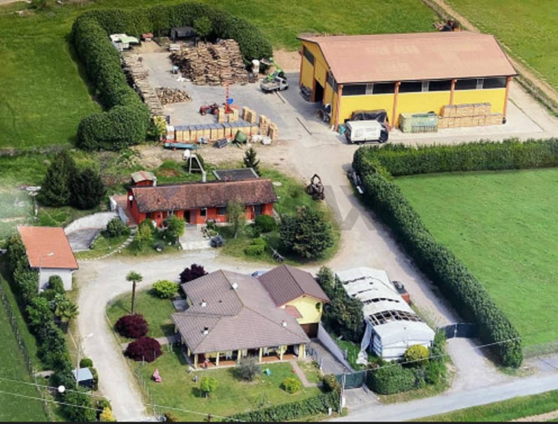 Capannone Industriale in vendita a Marcallo con Casone, Barco