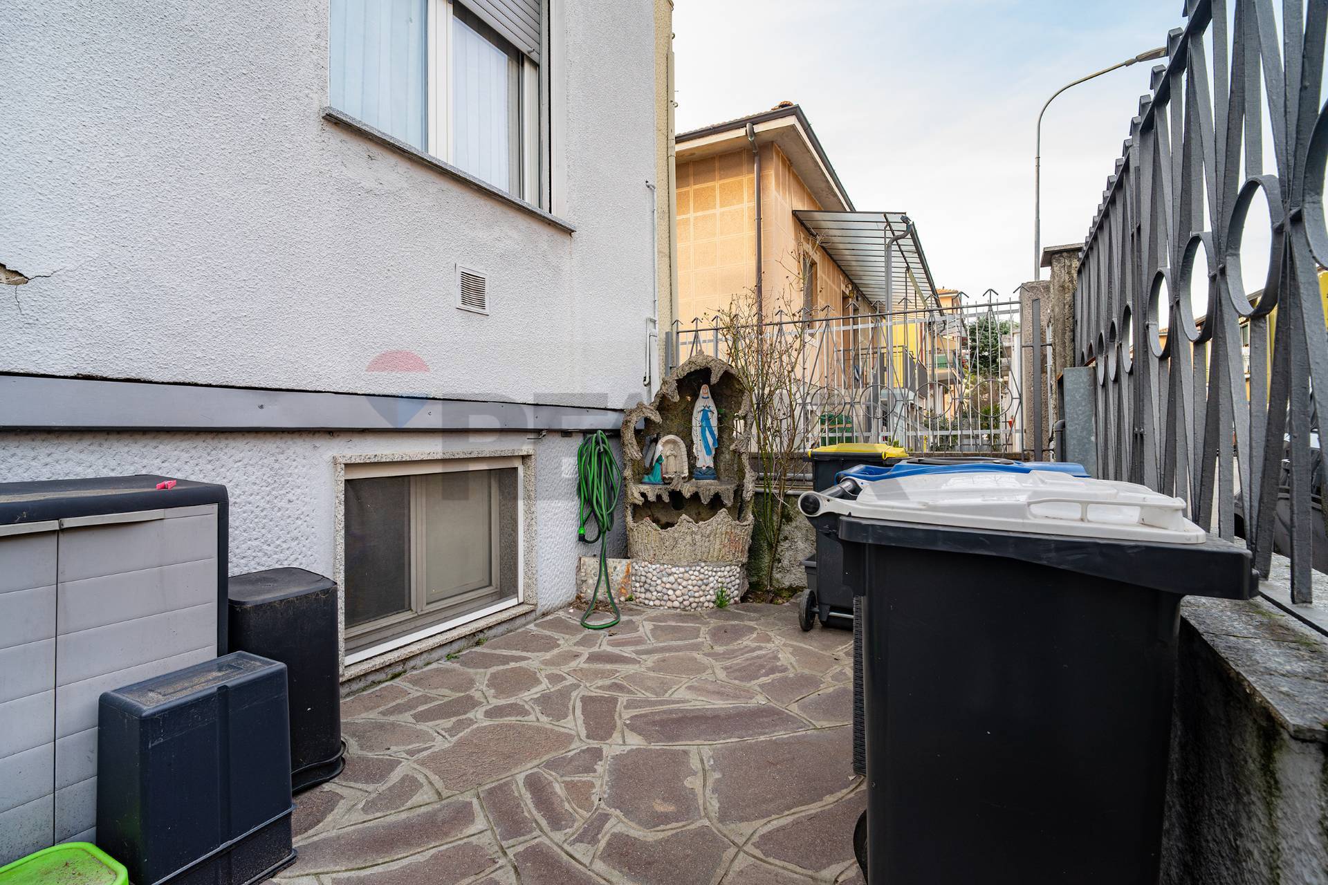 Casa Semindipendente in vendita a Rho, Zona San Martino