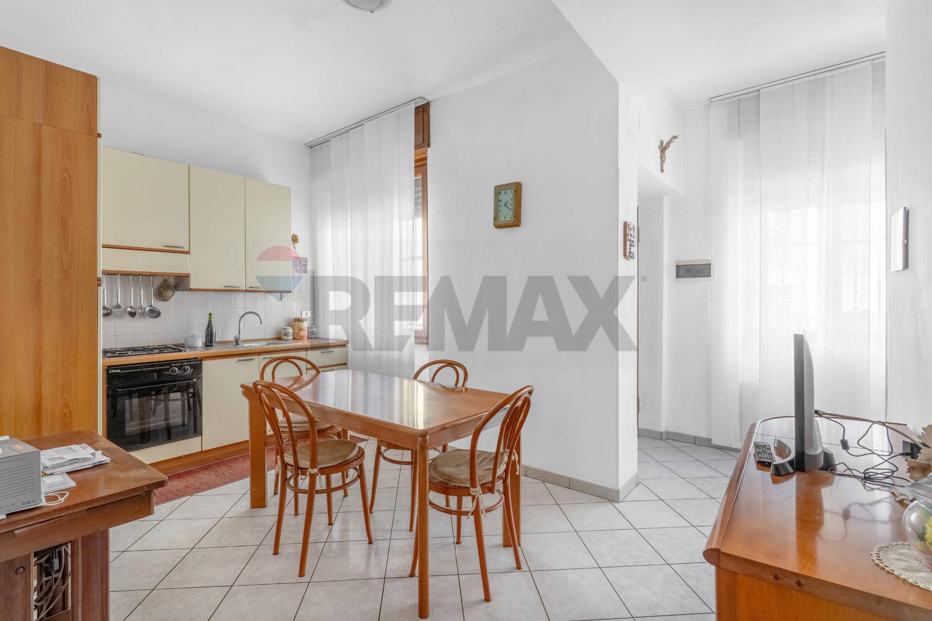 Villetta bifamiliare in vendita a Rho, Zona San Carlo