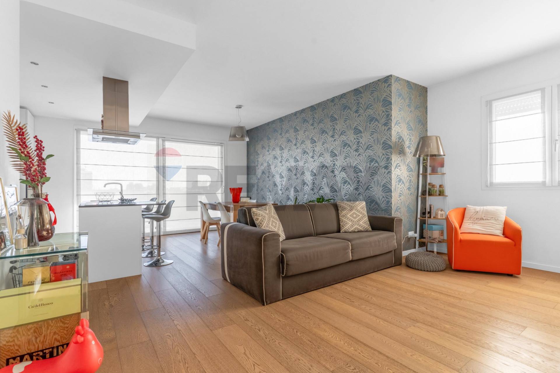 Appartamento in vendita a Rho, Zona Centro