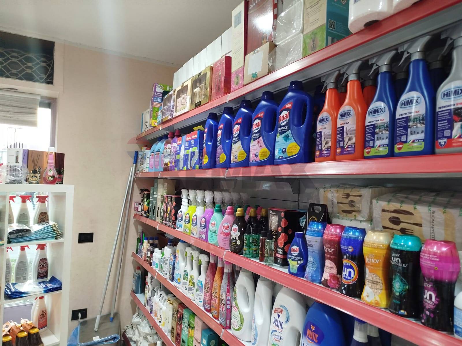 Attivit Commerciale in vendita a Cornaredo