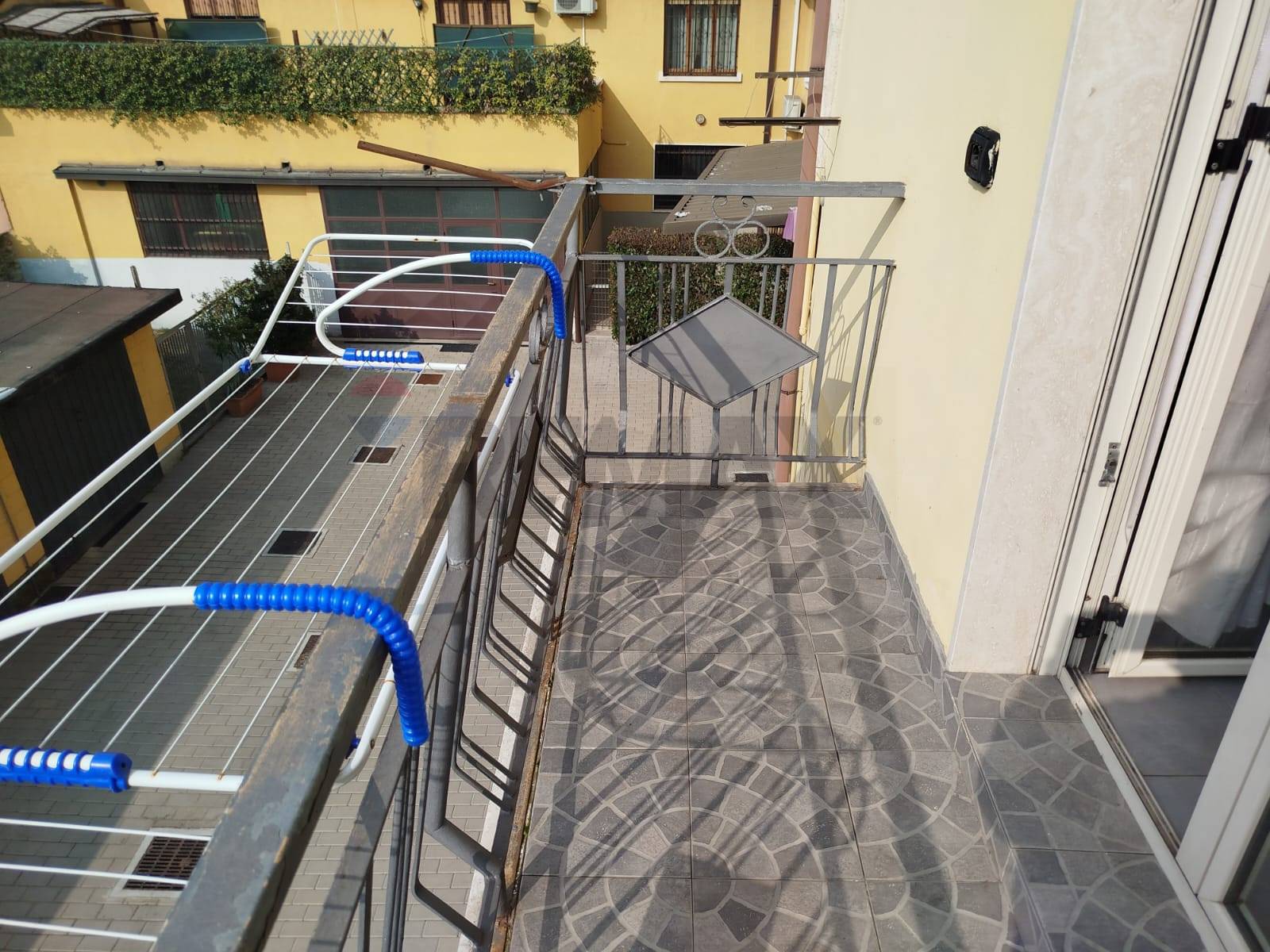 Appartamento in vendita a Limbiate