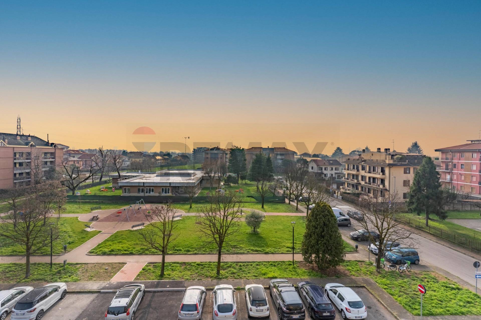 Appartamento in vendita a Rho, Zona San Pietro