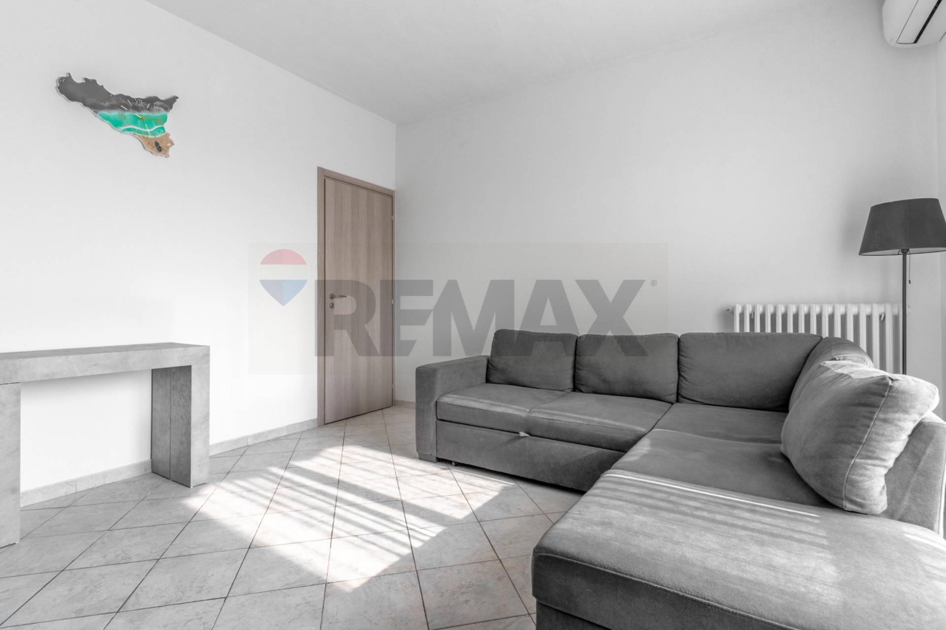 Appartamento in vendita a Rho, Zona San Pietro