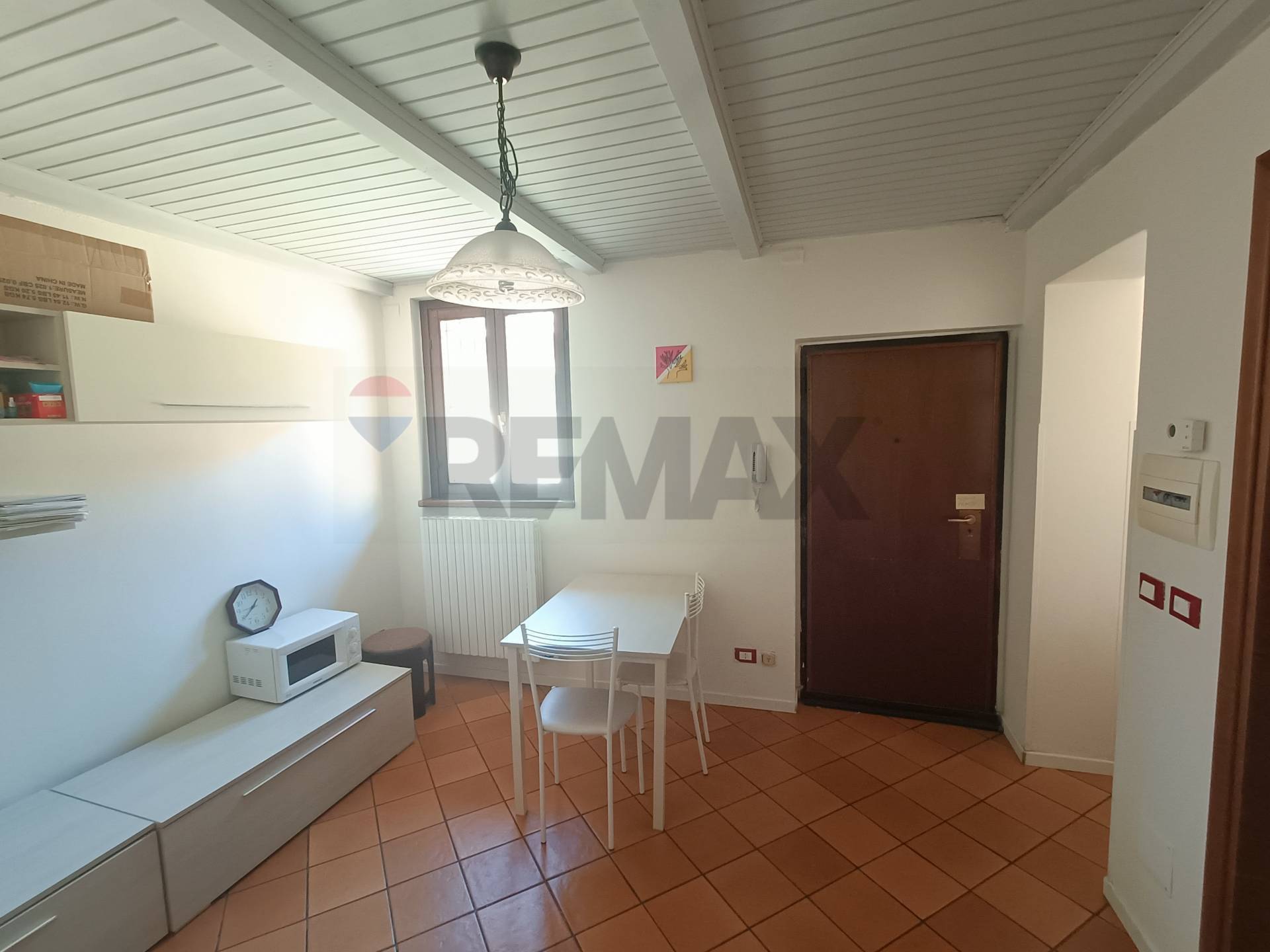 Appartamento in vendita a Rho, Zona Centro