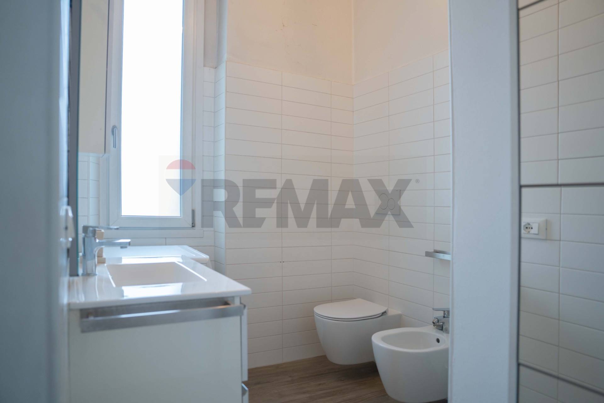 Appartamento in affitto a Rho, Zona San Pietro