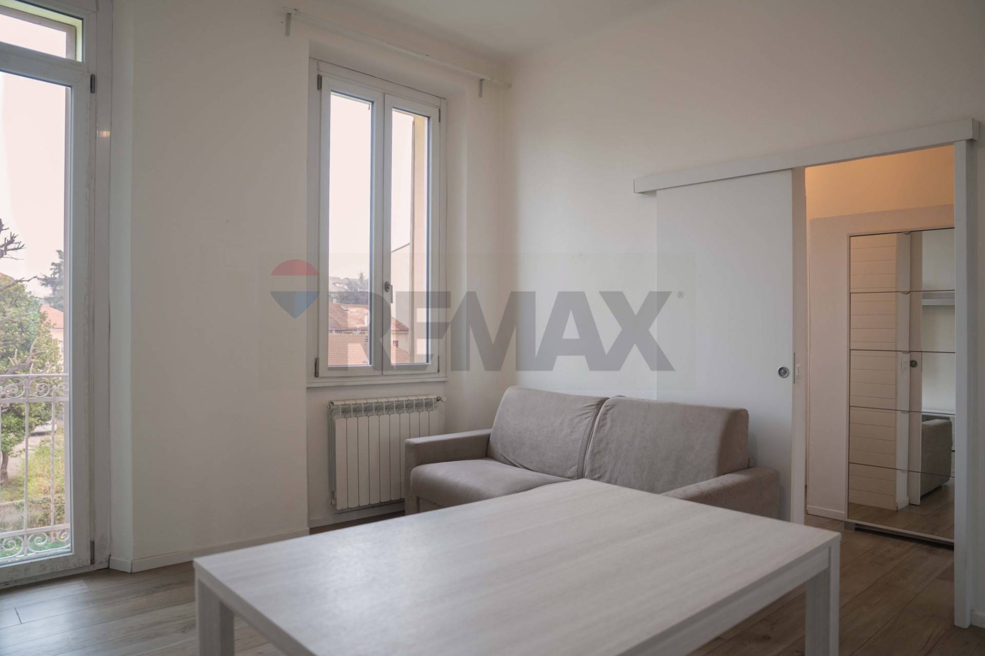 Appartamento in affitto a Rho, Zona San Pietro