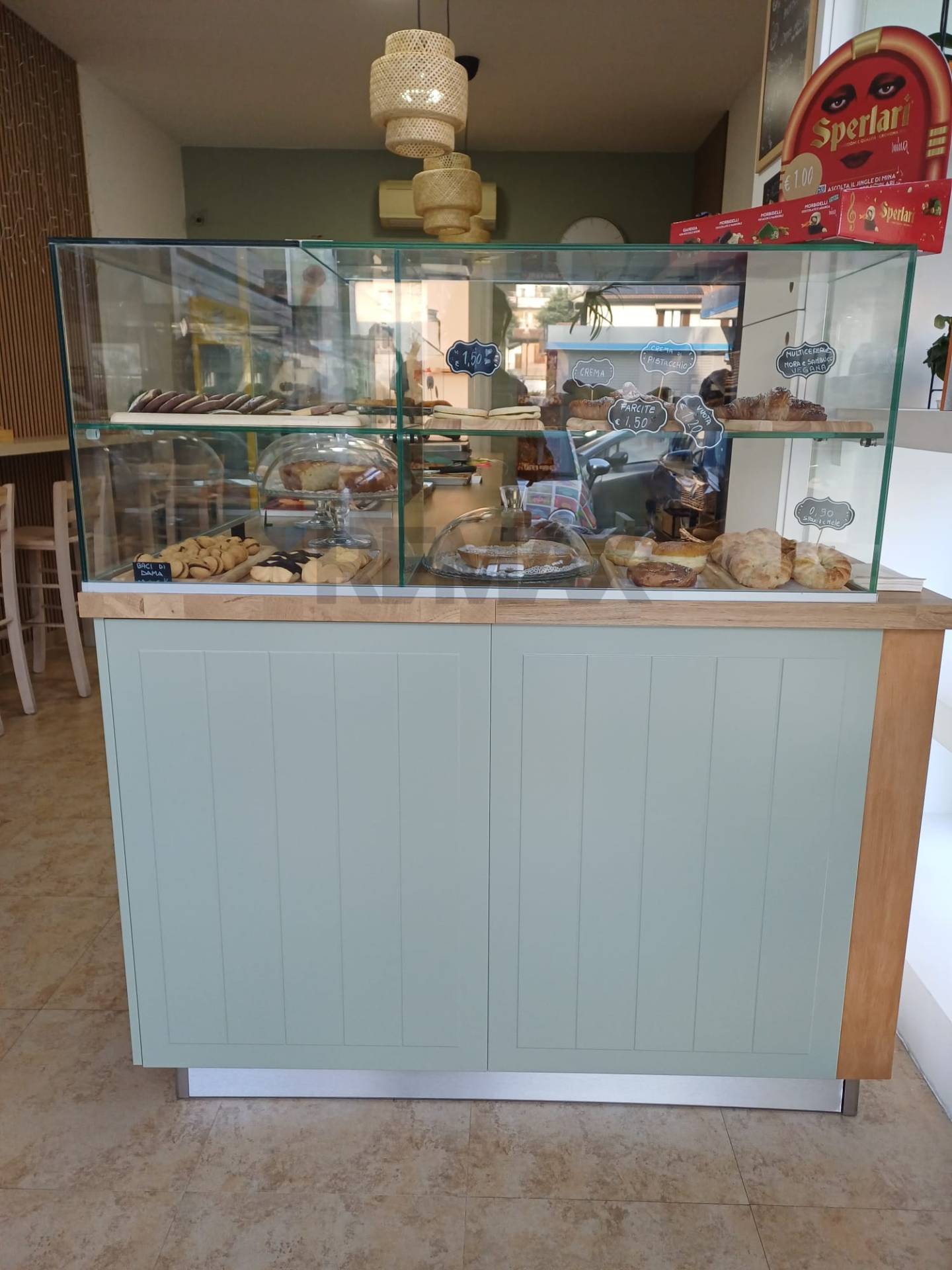 Attivit Commerciale in vendita a Cornaredo