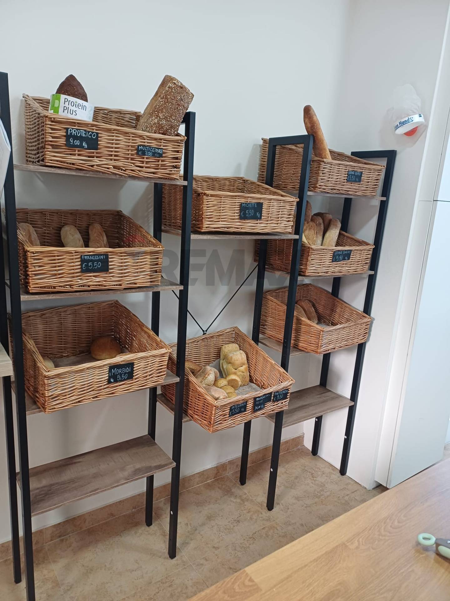 Attivit Commerciale in vendita a Cornaredo