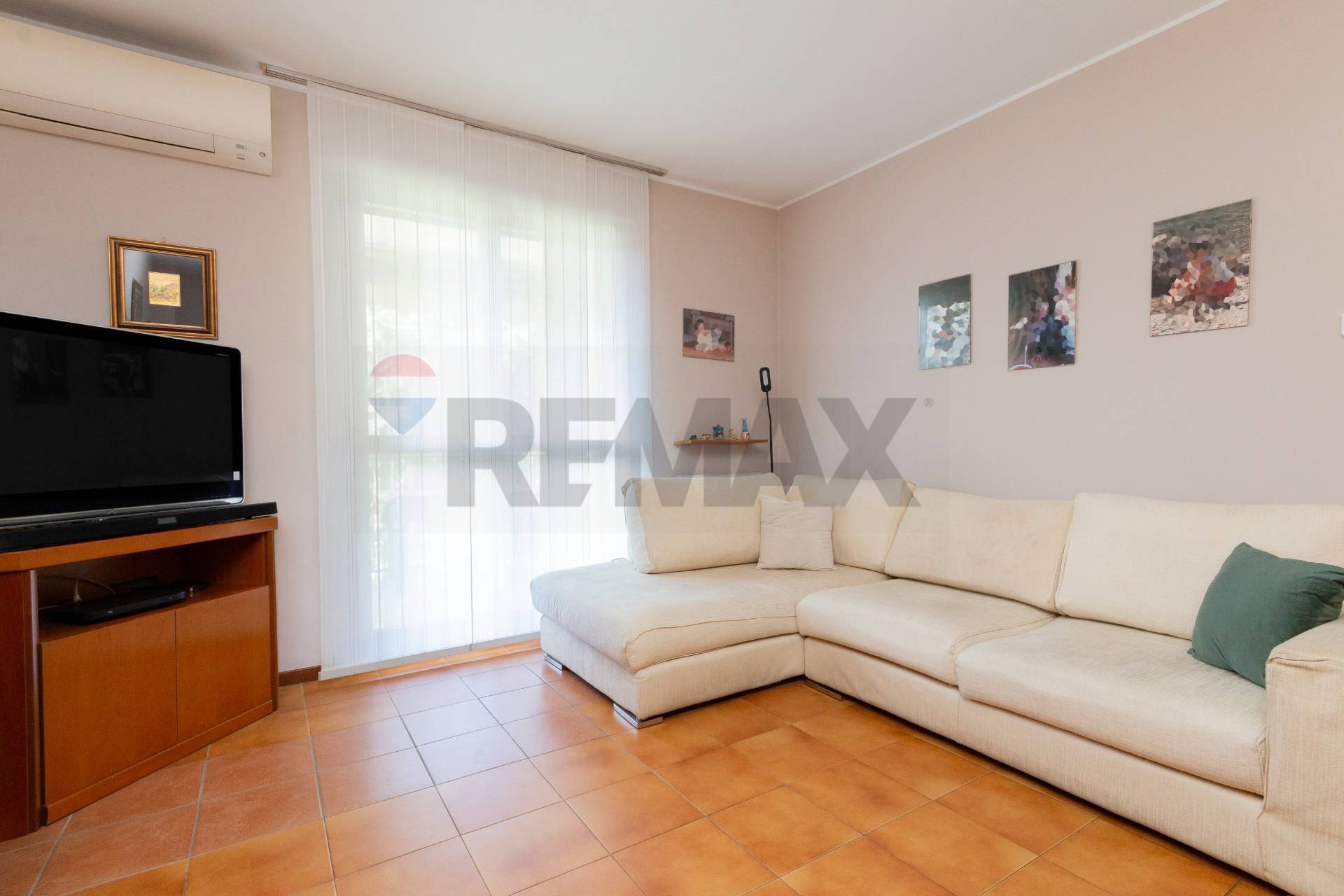 Appartamento in vendita a Agrate Brianza, Omate