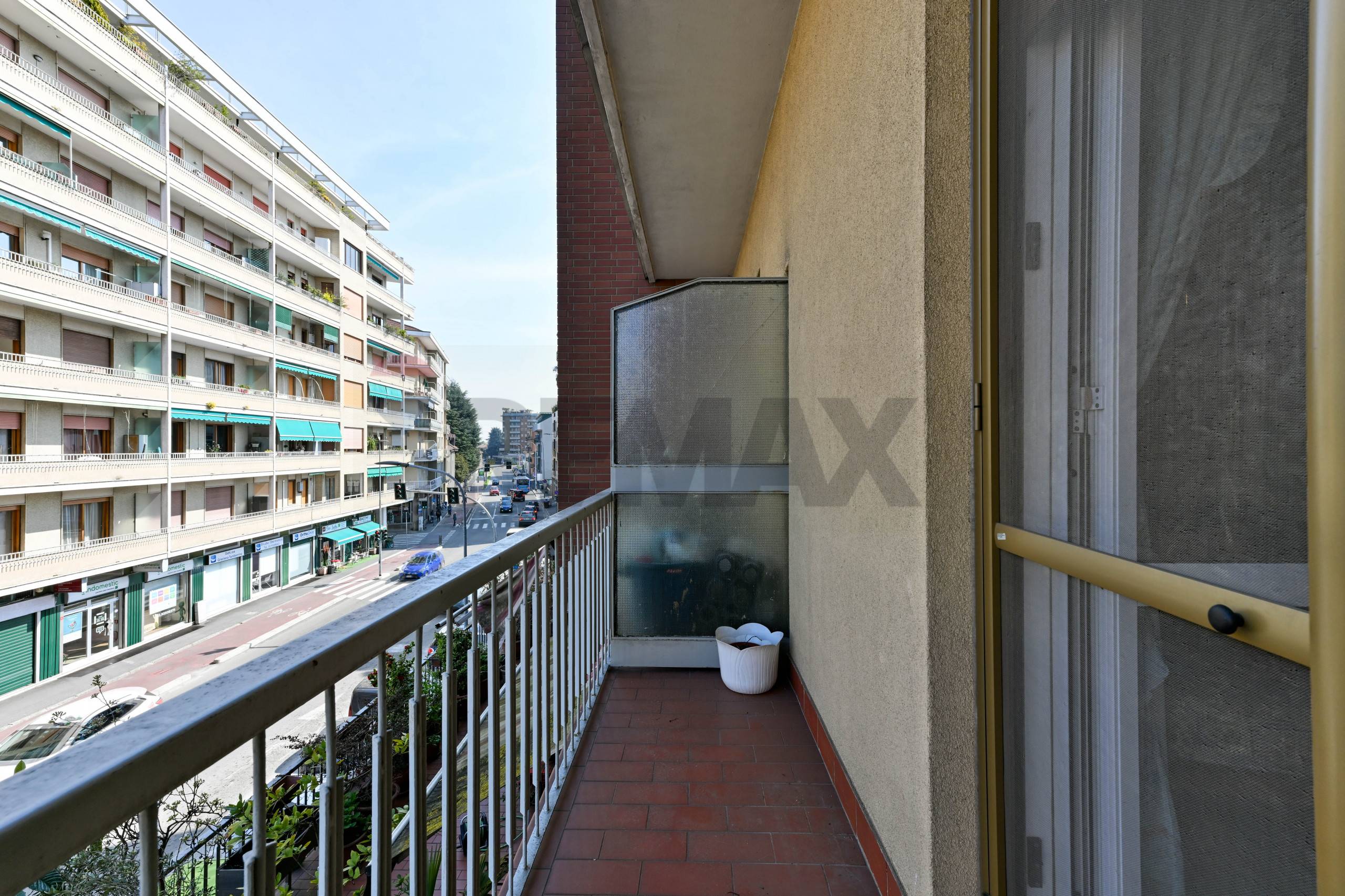 Appartamento in vendita a Rho, Zona San Pietro