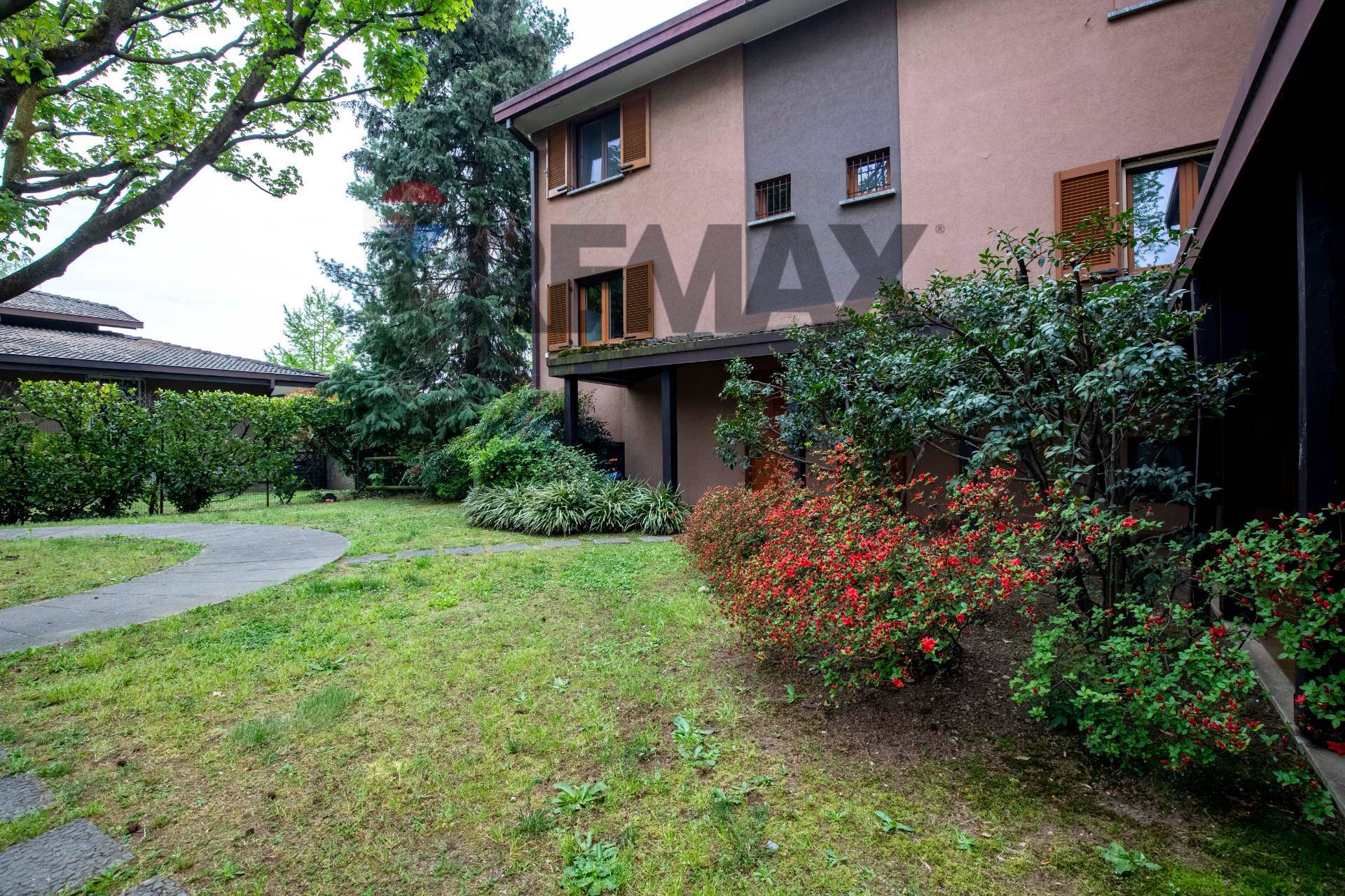 Villa a schiera in vendita a Gallarate, Arnate
