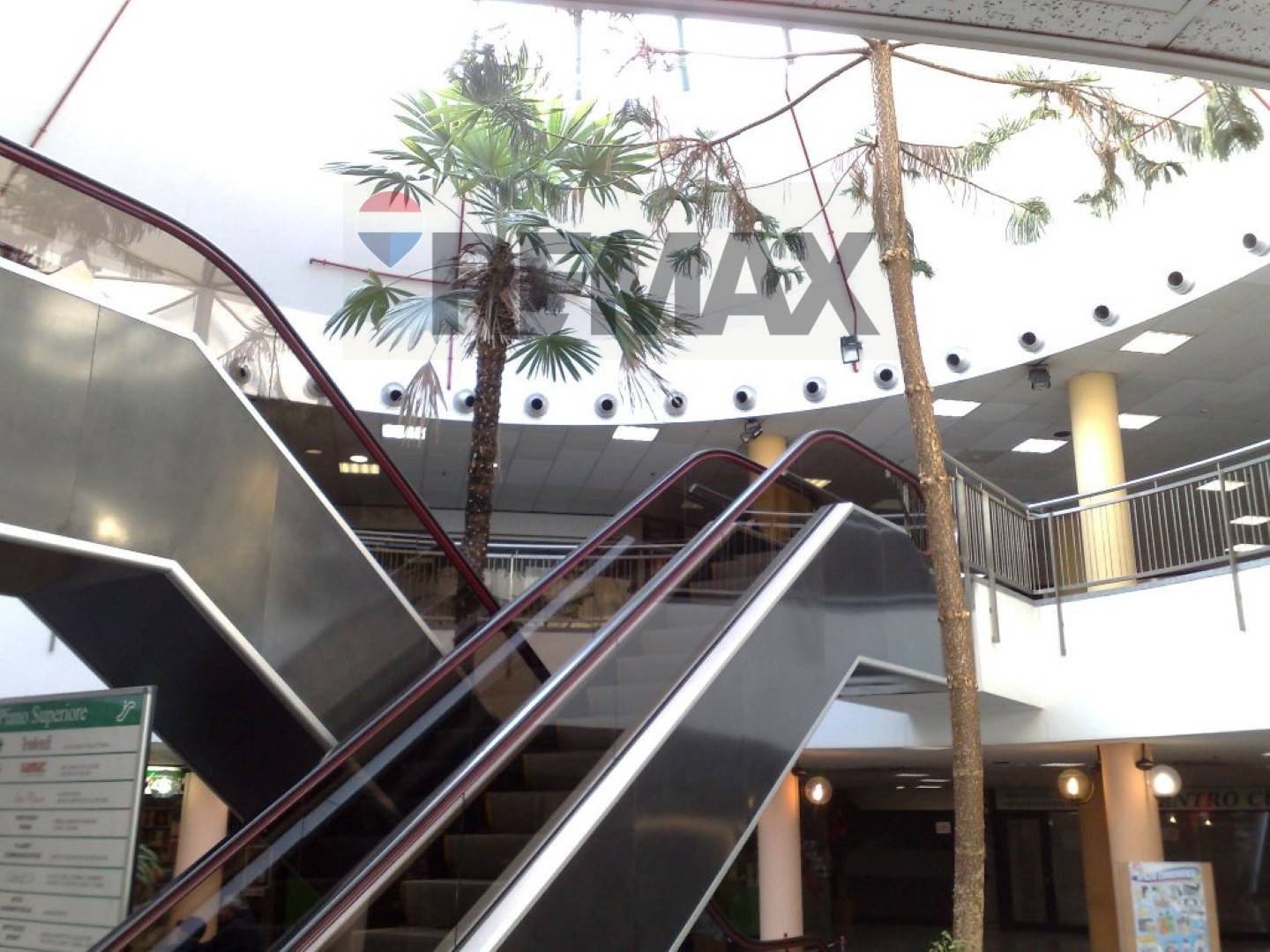 Commerciale Altro in affitto a Brugherio