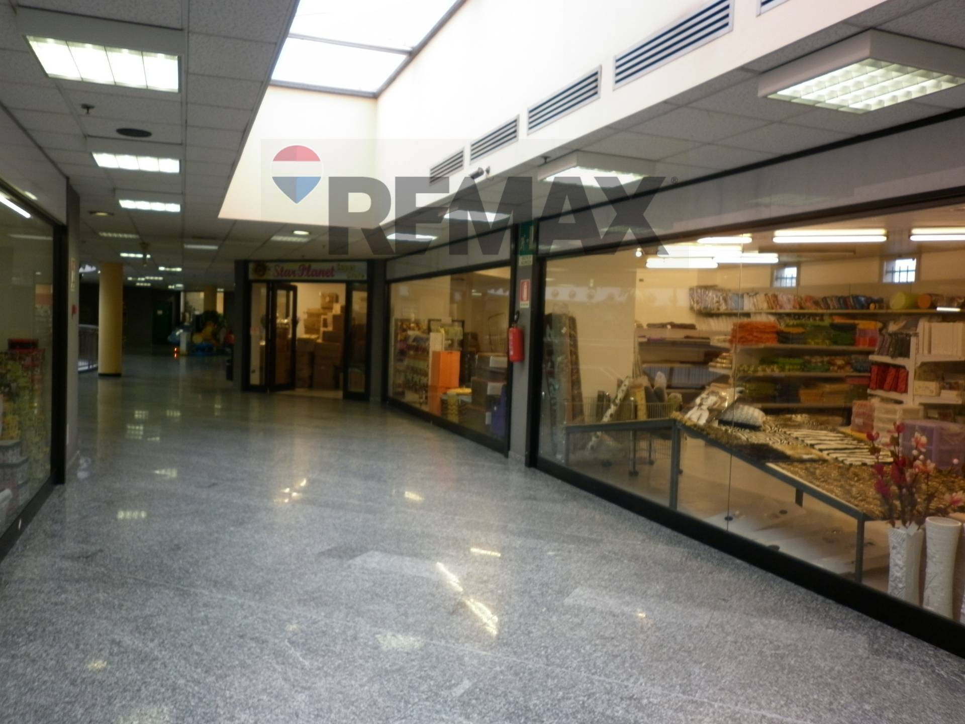 Commerciale Altro in affitto a Brugherio