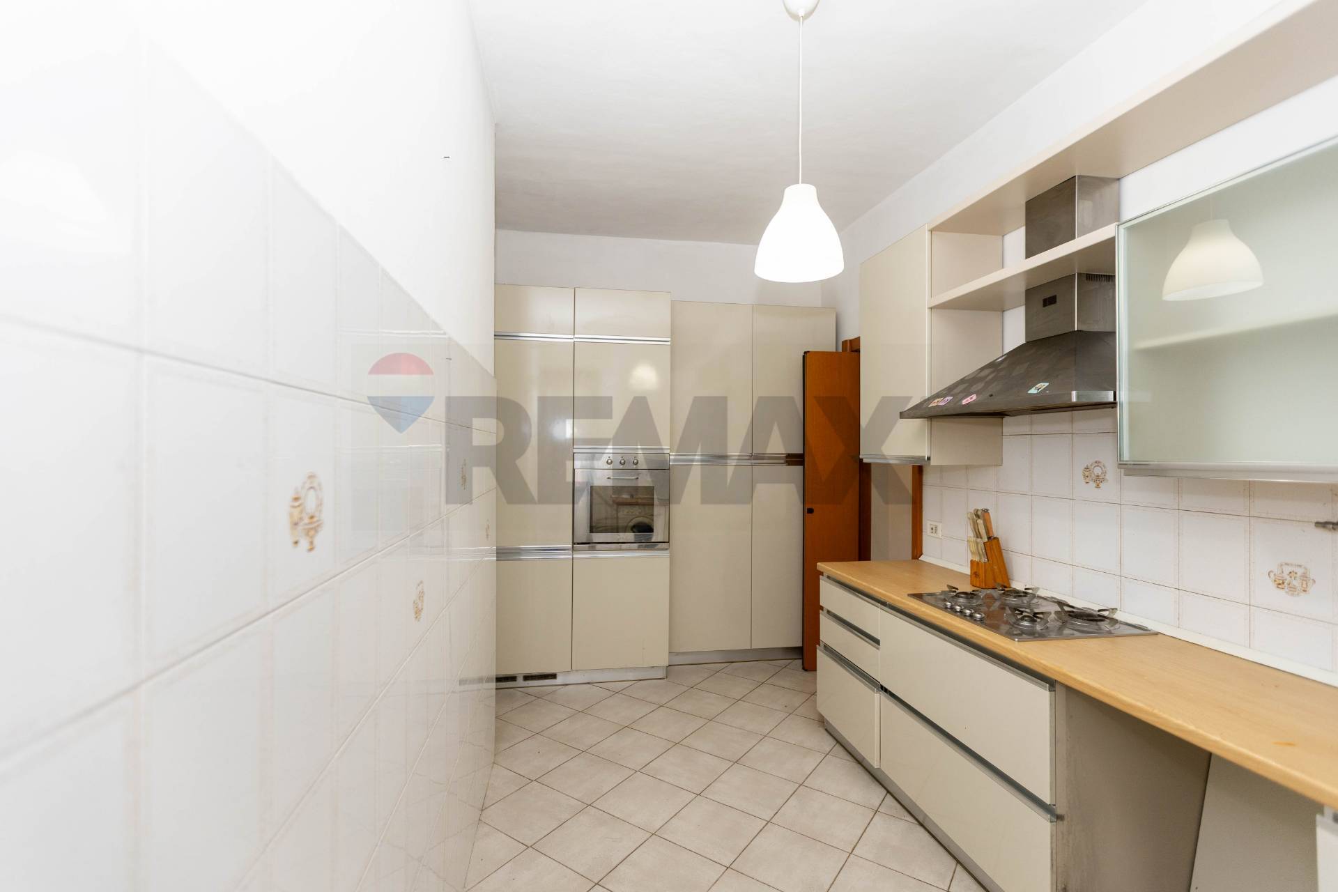 Appartamento in vendita a Settimo Milanese, Settimo Centro