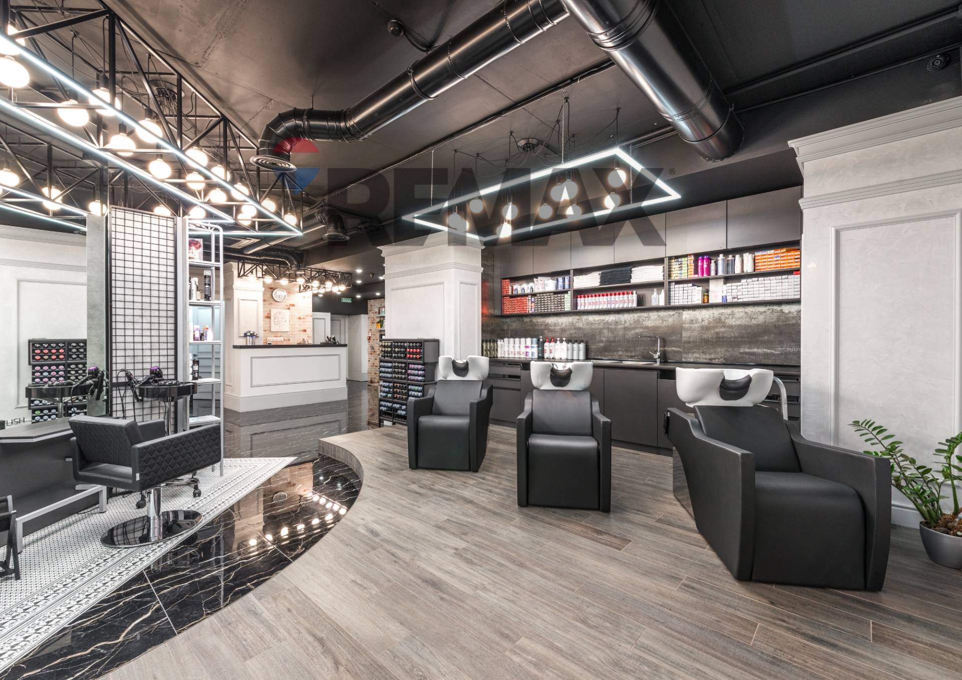 Attivit Commerciale in vendita a Rho, Zona Centro