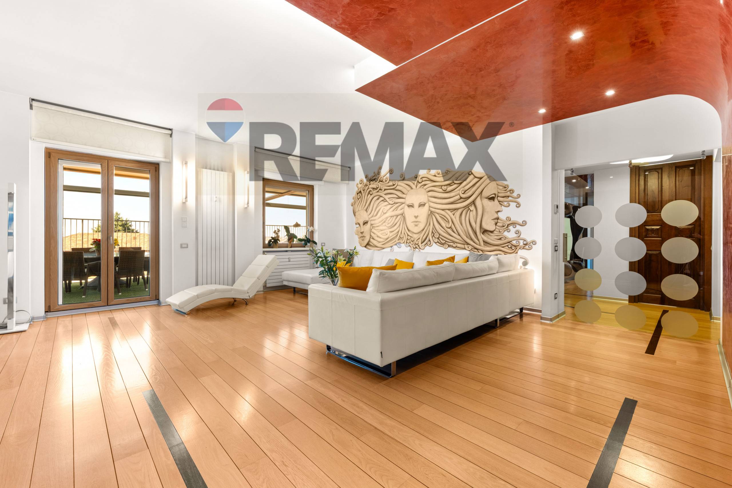 Appartamento in vendita a Rho, Zona Centro