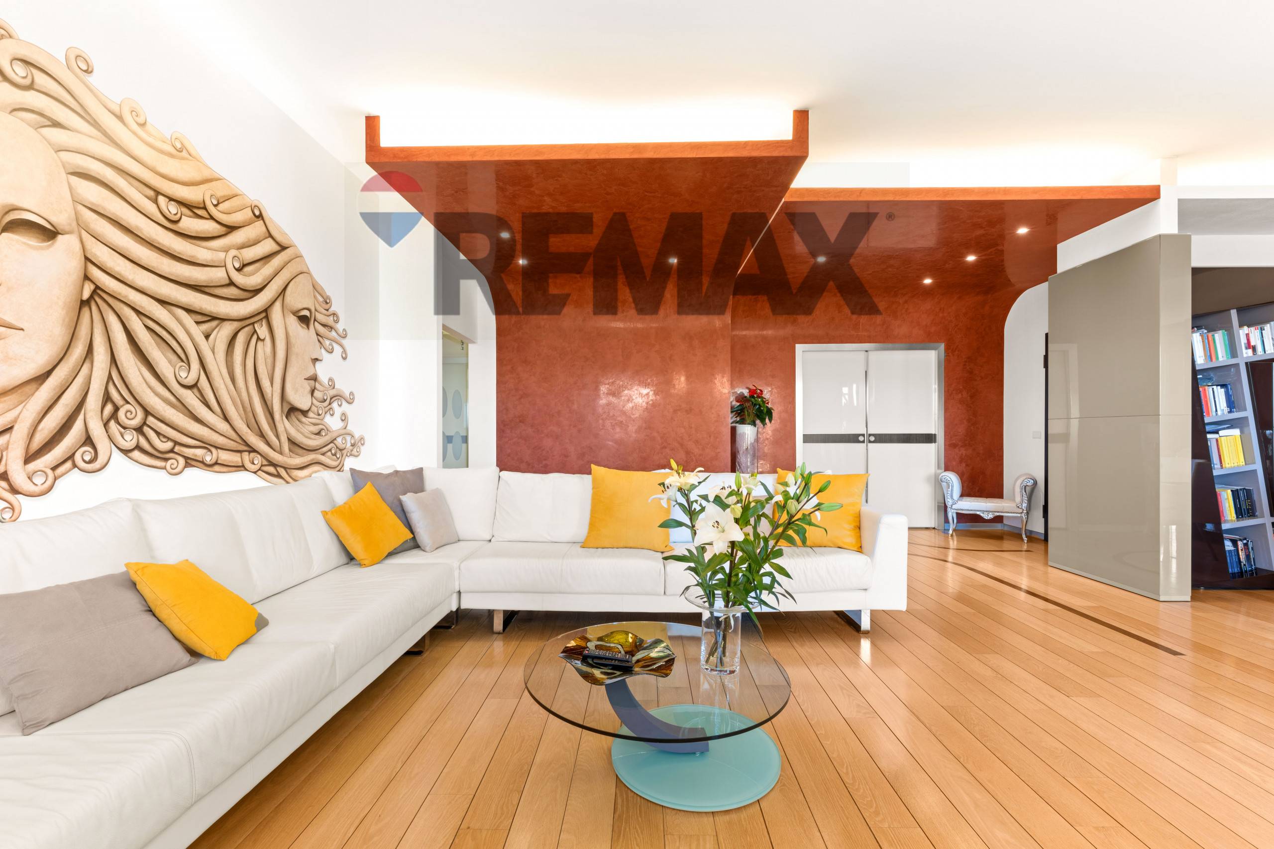 Appartamento in vendita a Rho, Zona Centro