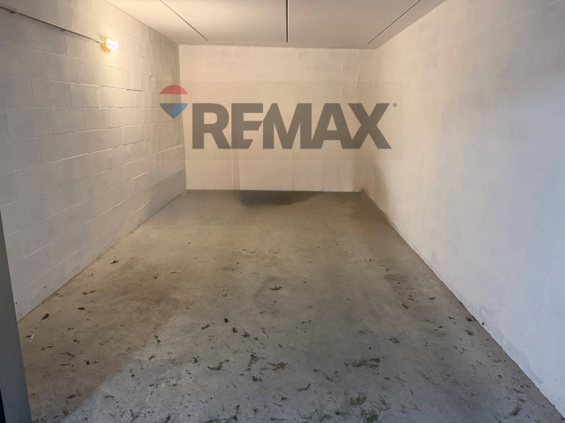 Garage/Box in vendita a Settimo Milanese