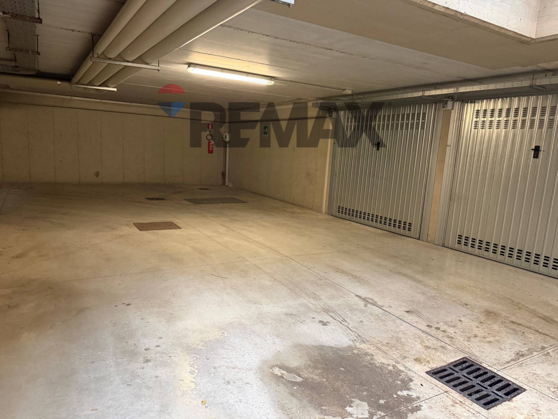 Garage/Box in vendita a Settimo Milanese