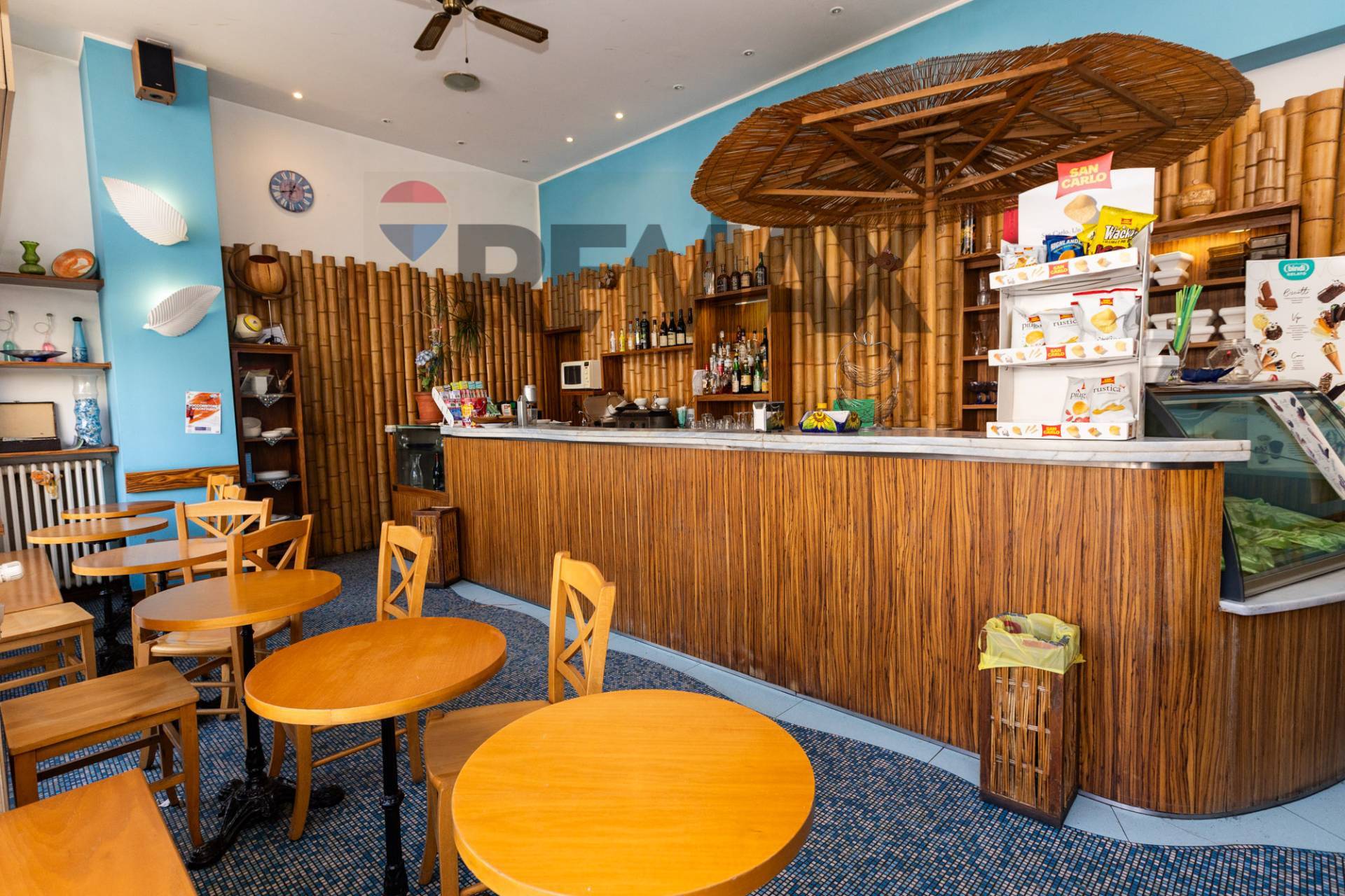 Bar in vendita a Rho, Zona San Carlo