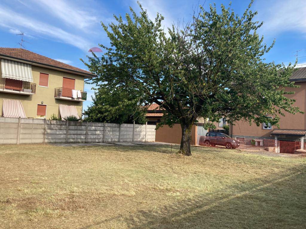 Terreno Edificabile in vendita a Lainate