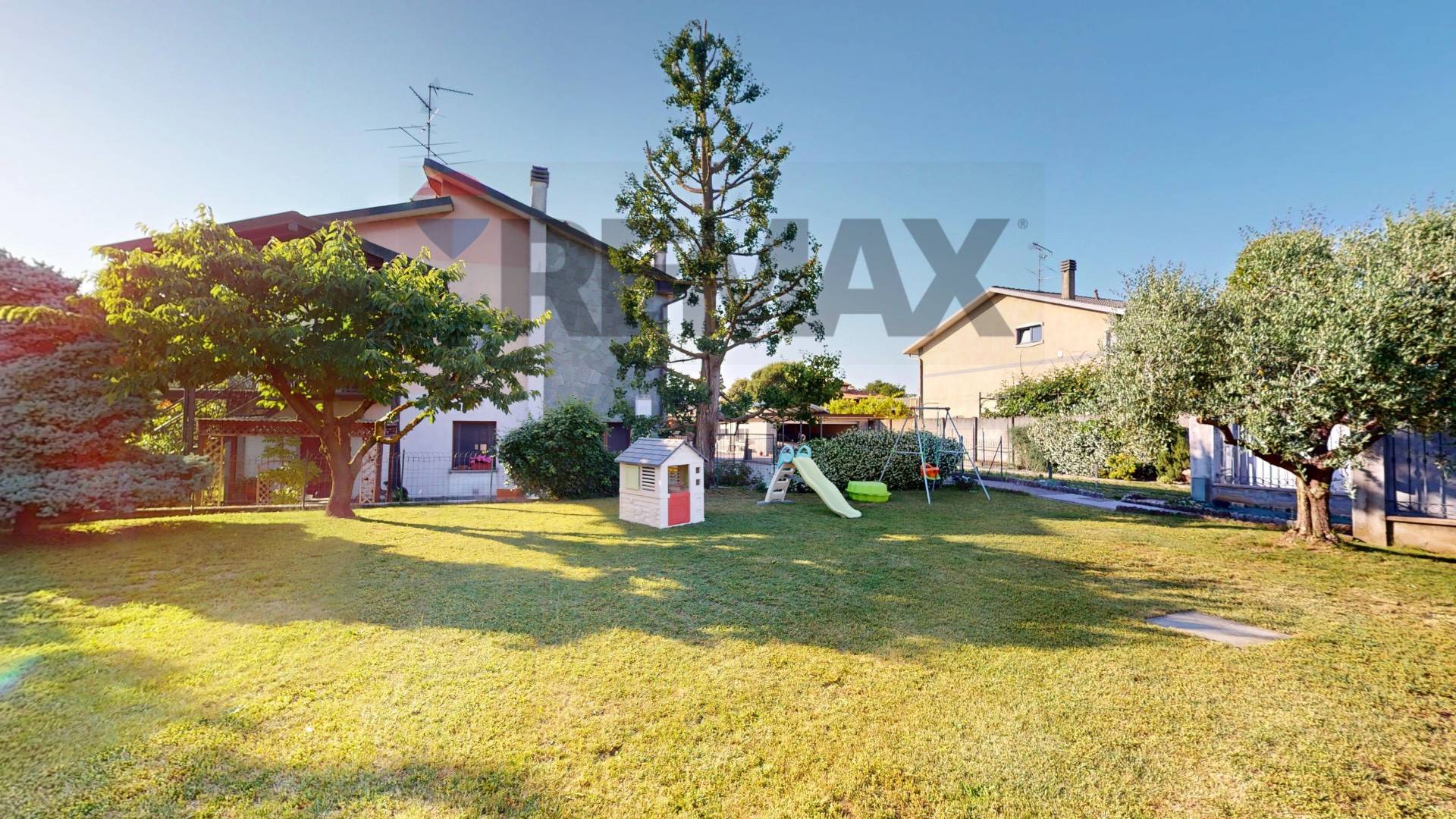 Villa o villino in vendita a Cerro Maggiore, Cantalupo