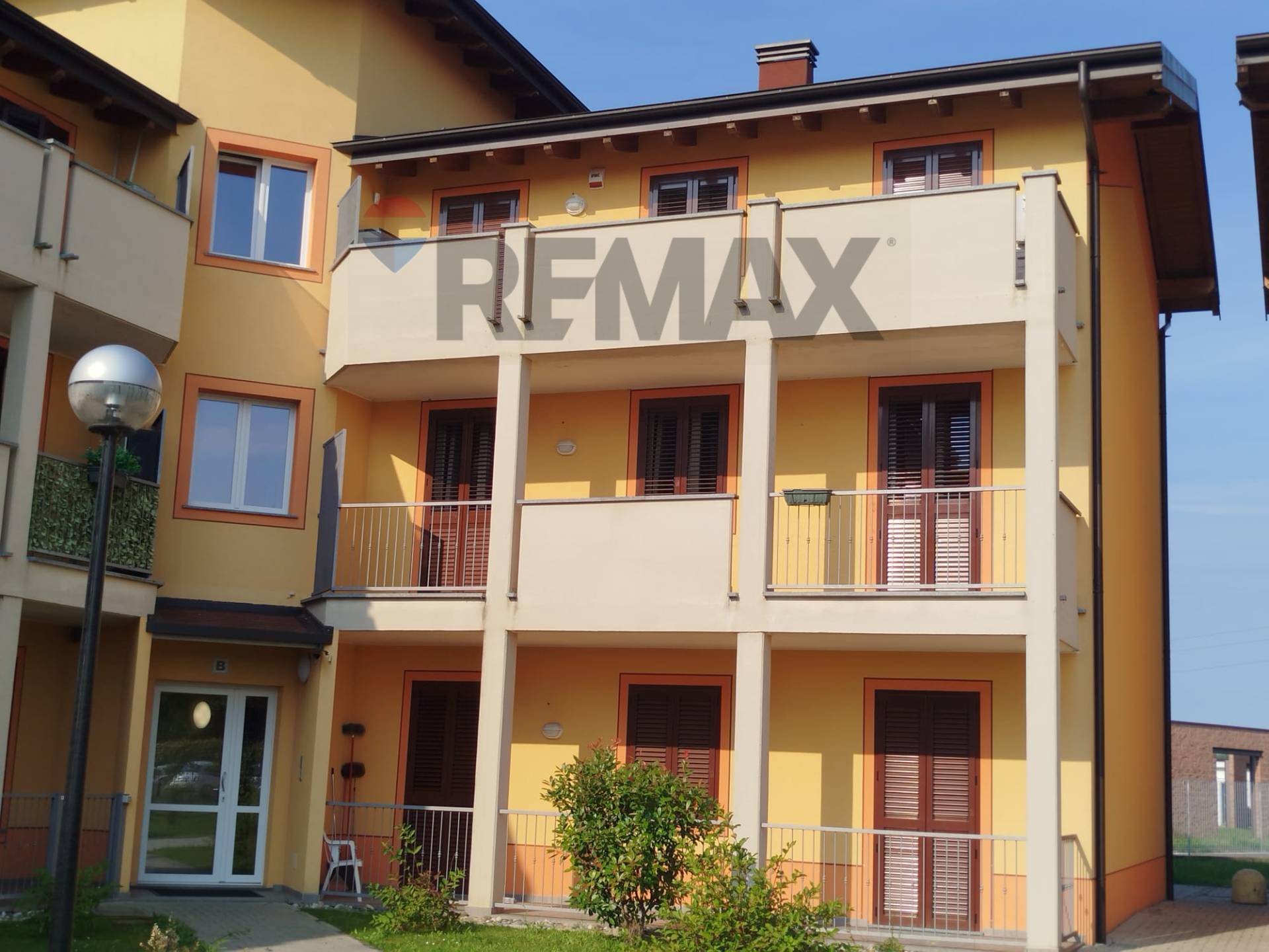 Appartamento in affitto a Vellezzo Bellini