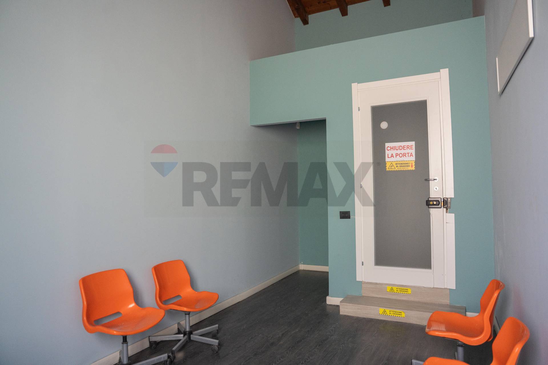 Ufficio in vendita a Rho, Mazzo