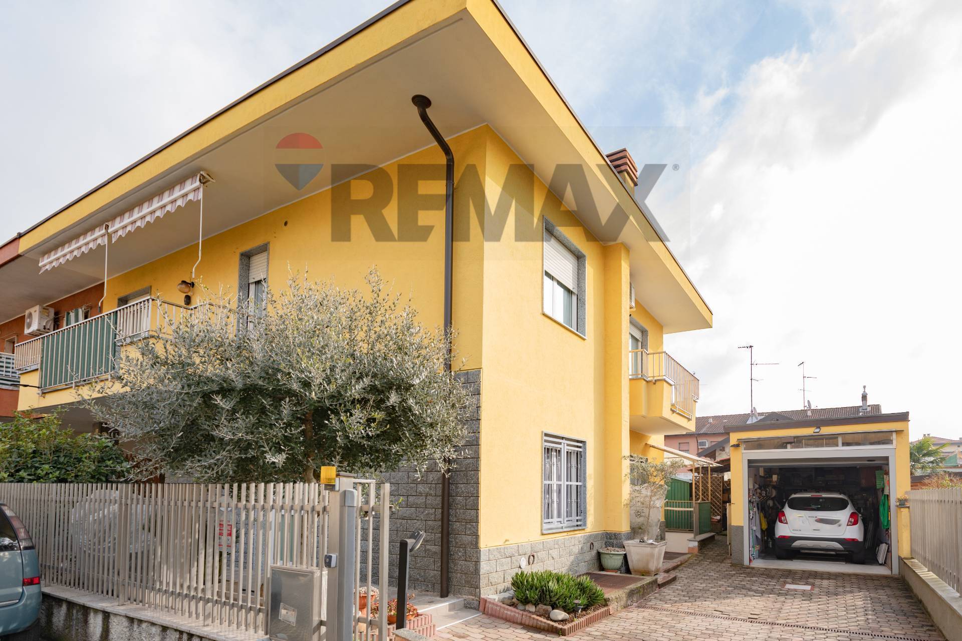 Villetta bifamiliare in vendita a Rho, Terrazzano