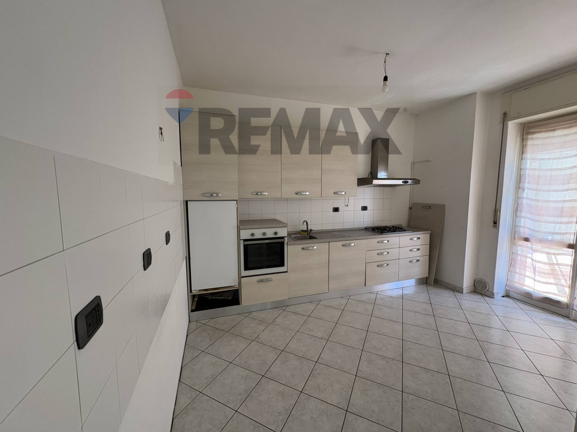 Appartamento in vendita a Varese, Zona Biumo