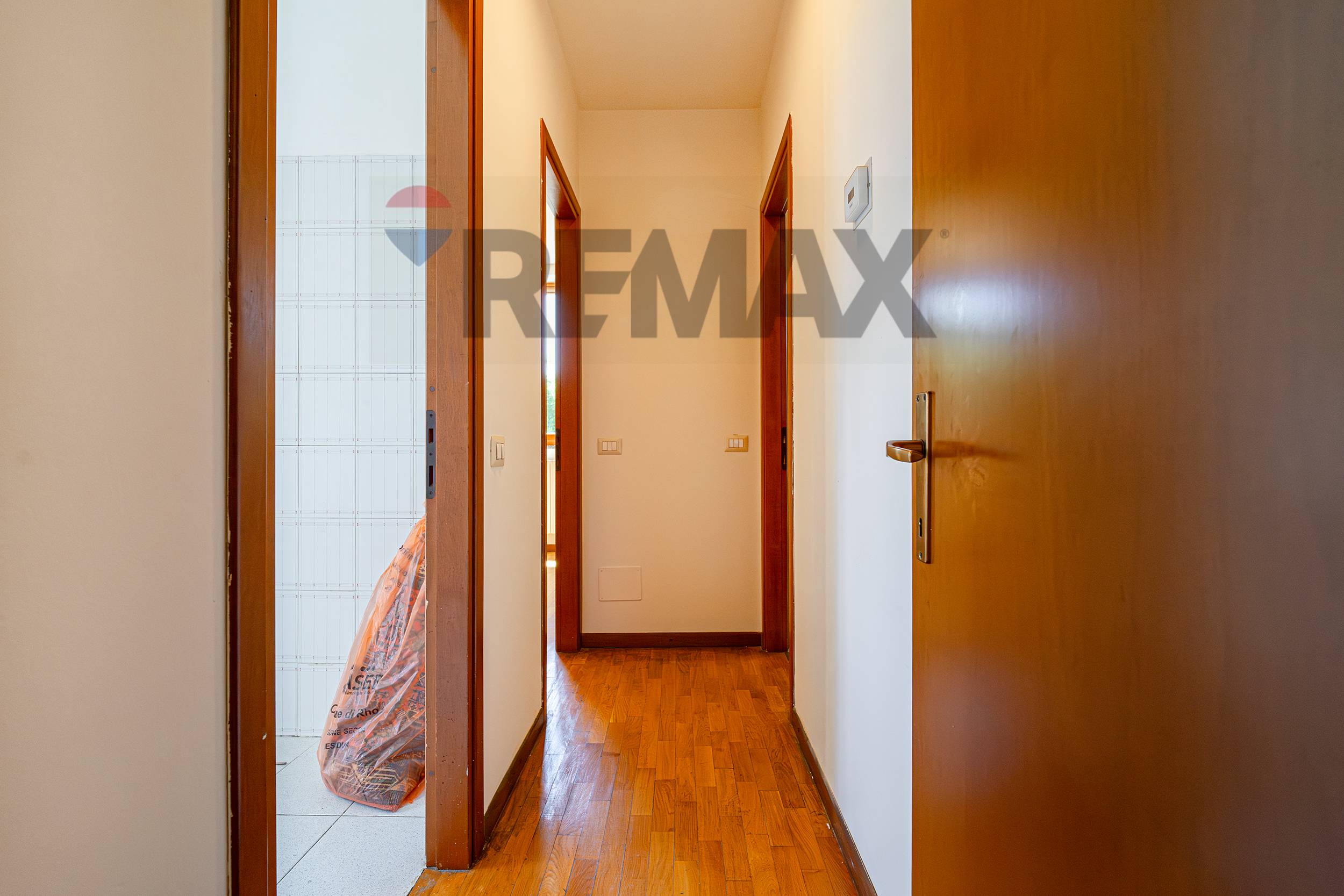 Appartamento in vendita a Rho, Zona San Paolo