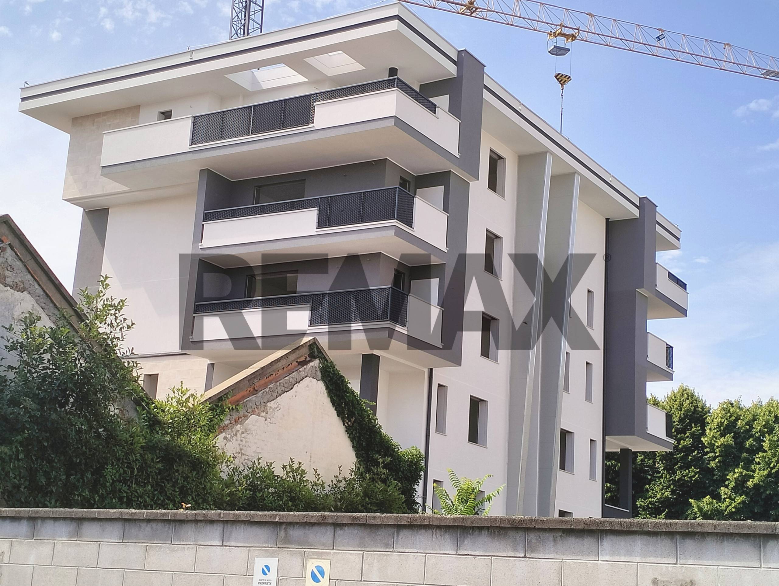 Appartamento in vendita a Gallarate, Sciar
