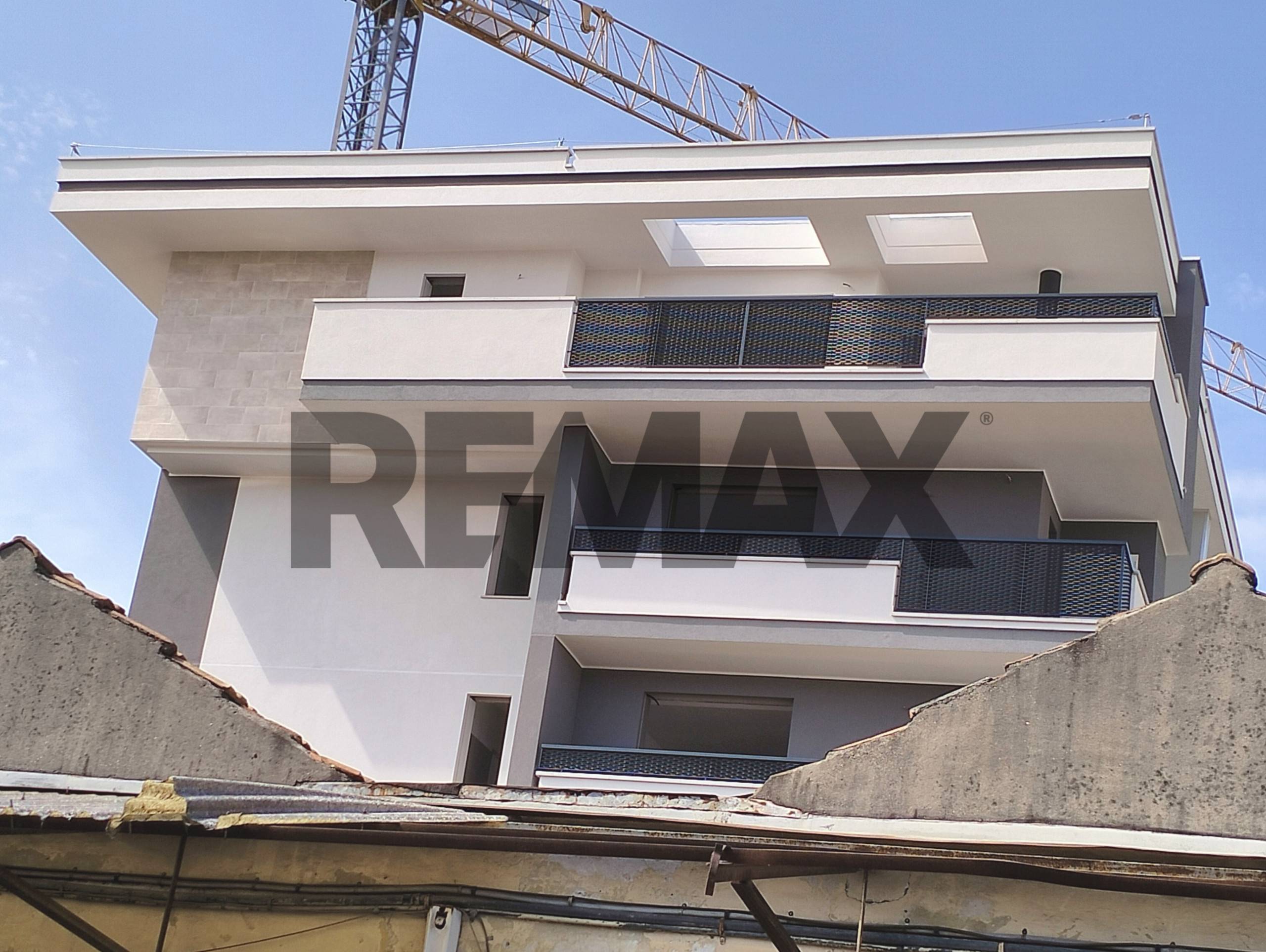 Appartamento in vendita a Gallarate, Sciar