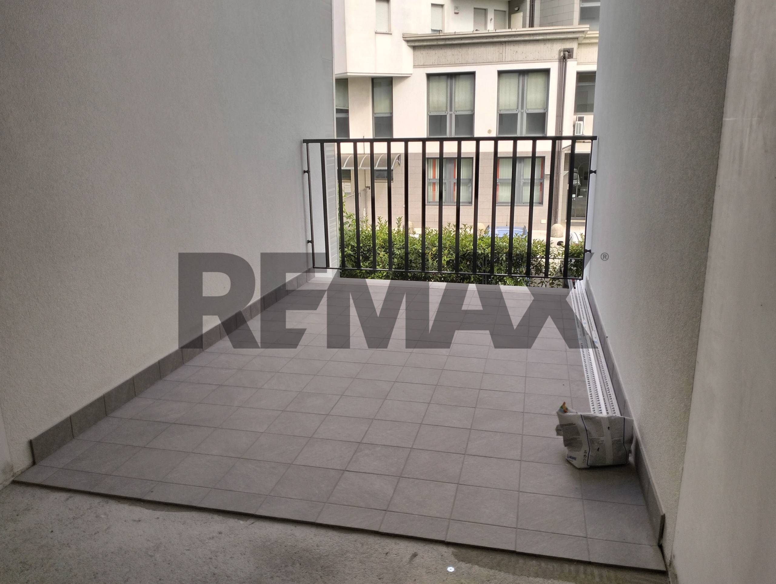Appartamento in vendita a Gallarate, Sciar