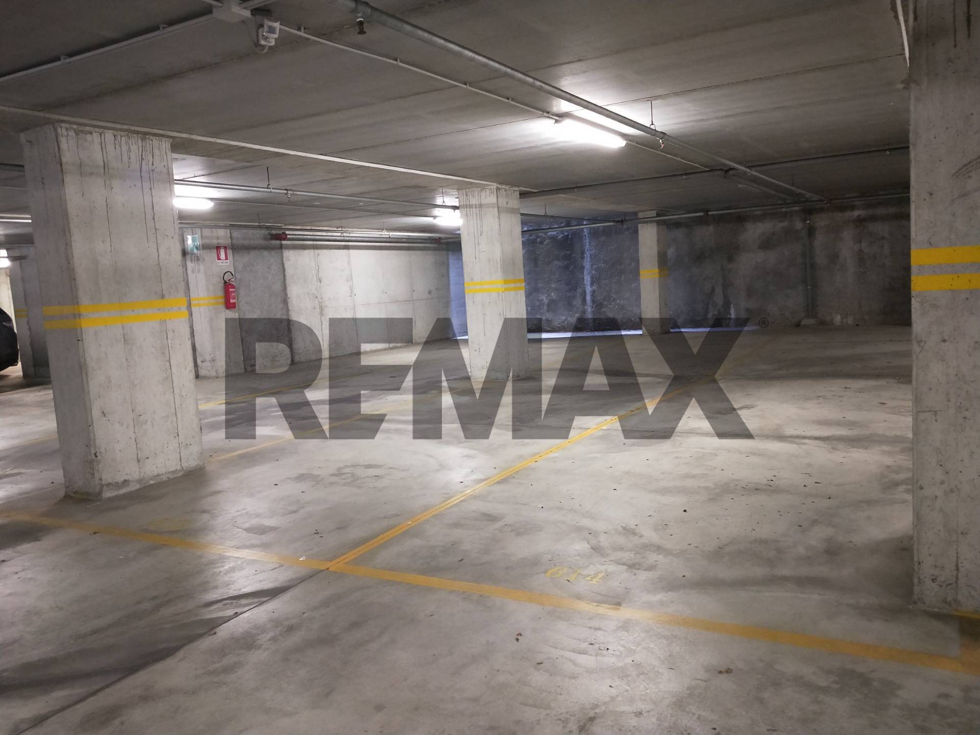 Posto Auto in vendita a Gallarate, Cedrate