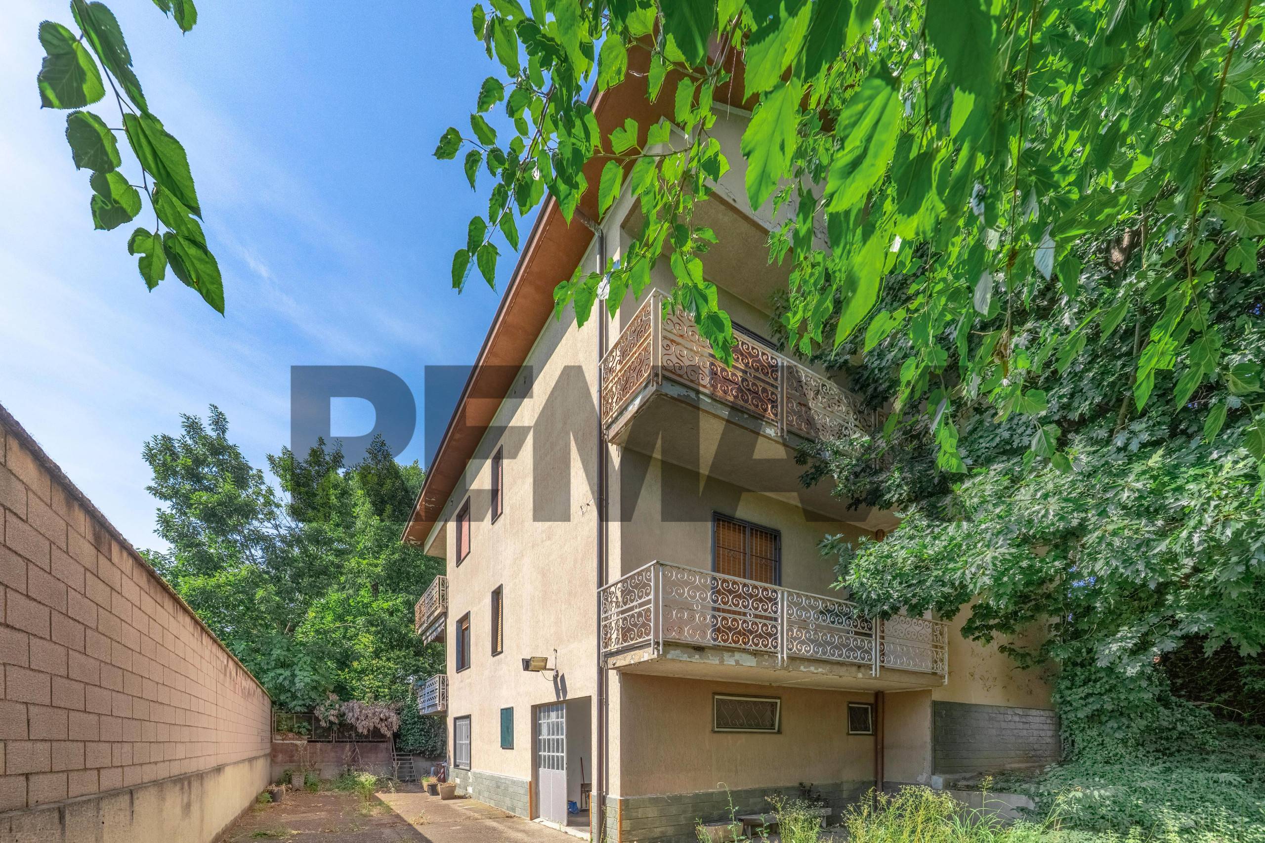 Casa Indipendente in vendita a Rho, Passirana