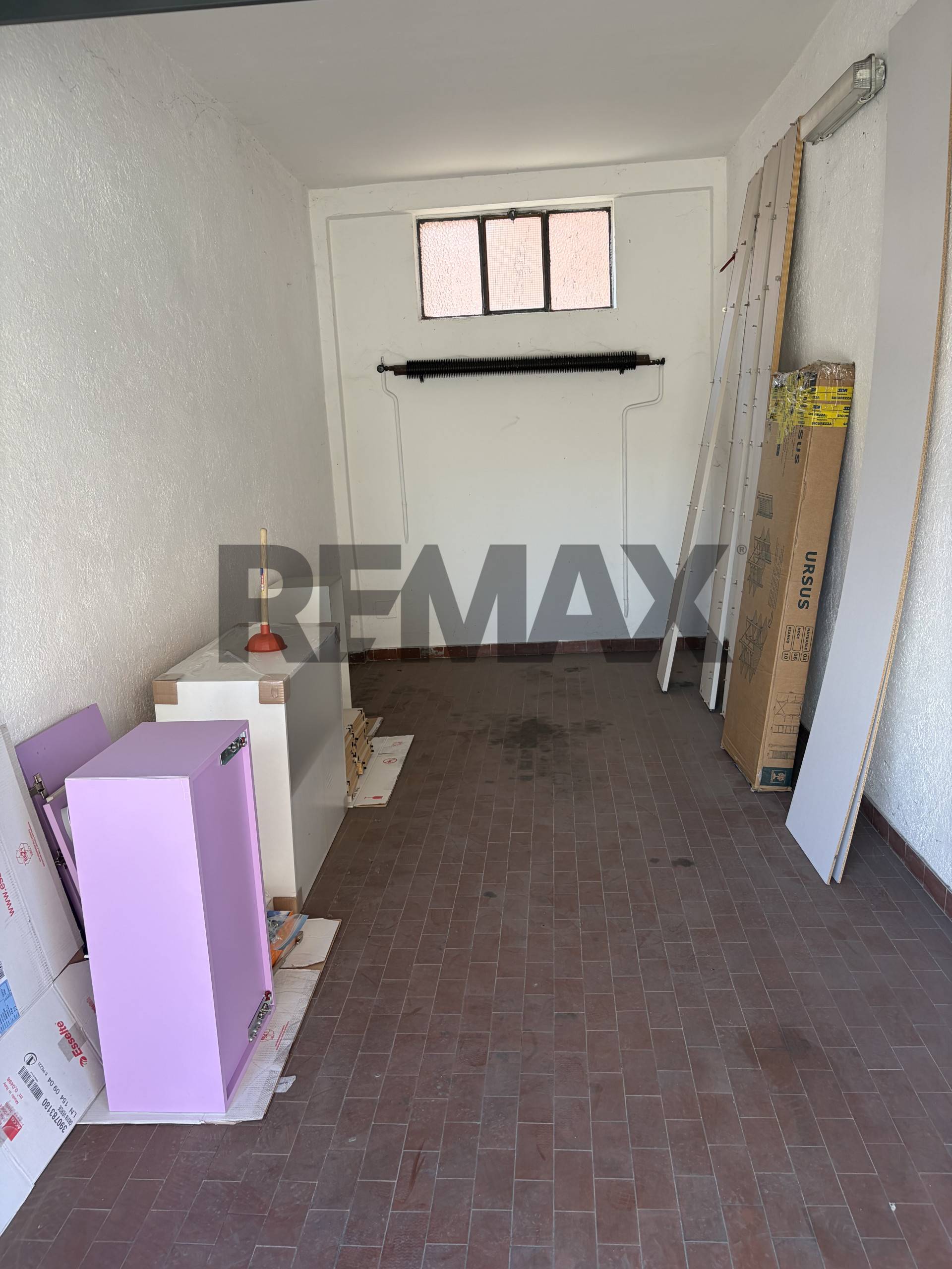 Garage/Box in vendita a Limbiate